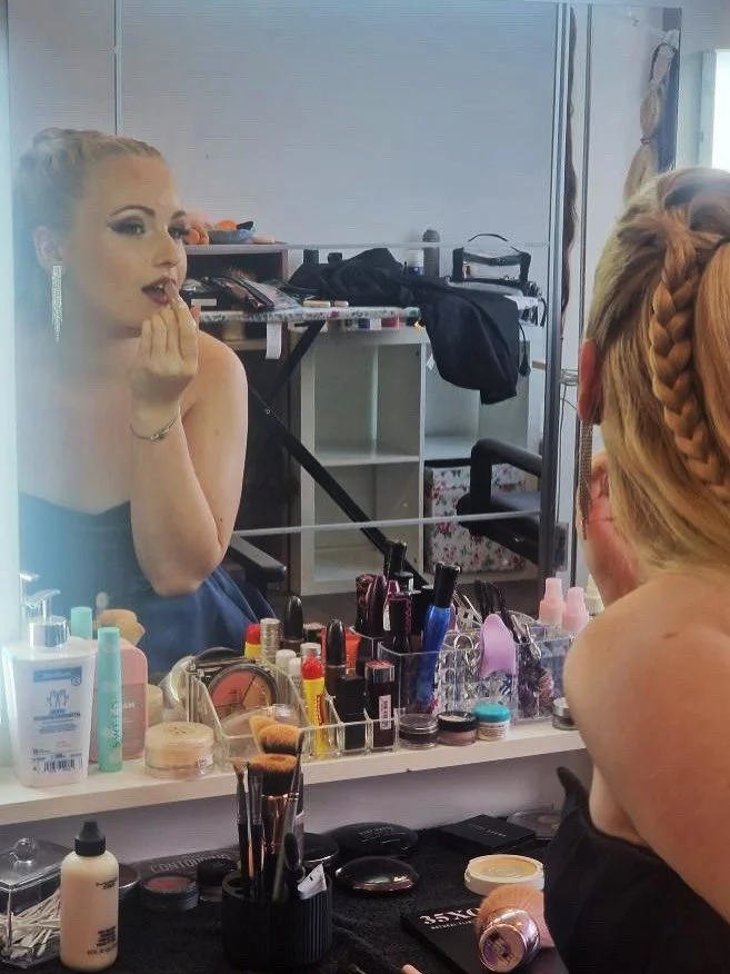 OPERNSLAM 🪩✨ Vielen Dank an @opernloft und das gesamte Team f&uuml;r einen unvergesslichen Abend ! Und nat&uuml;rlich einen gro&szlig;en Dank an meine wunderbaren Kolleg*innen auf der B&uuml;hne @vlada_koieva @thefirsttimeieversawyourface Soomi Hong