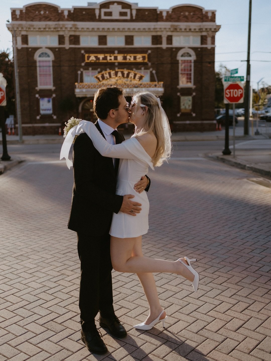 It was perfect sunny afternoon to elope in downtown DeLand 🫶🏻 honestly think this time of year is the best time to elope or get married in Florida IYKYK 😅

#elopementphotographer #weddingphotographer #staugustineweddingphographer #delandweddingpho