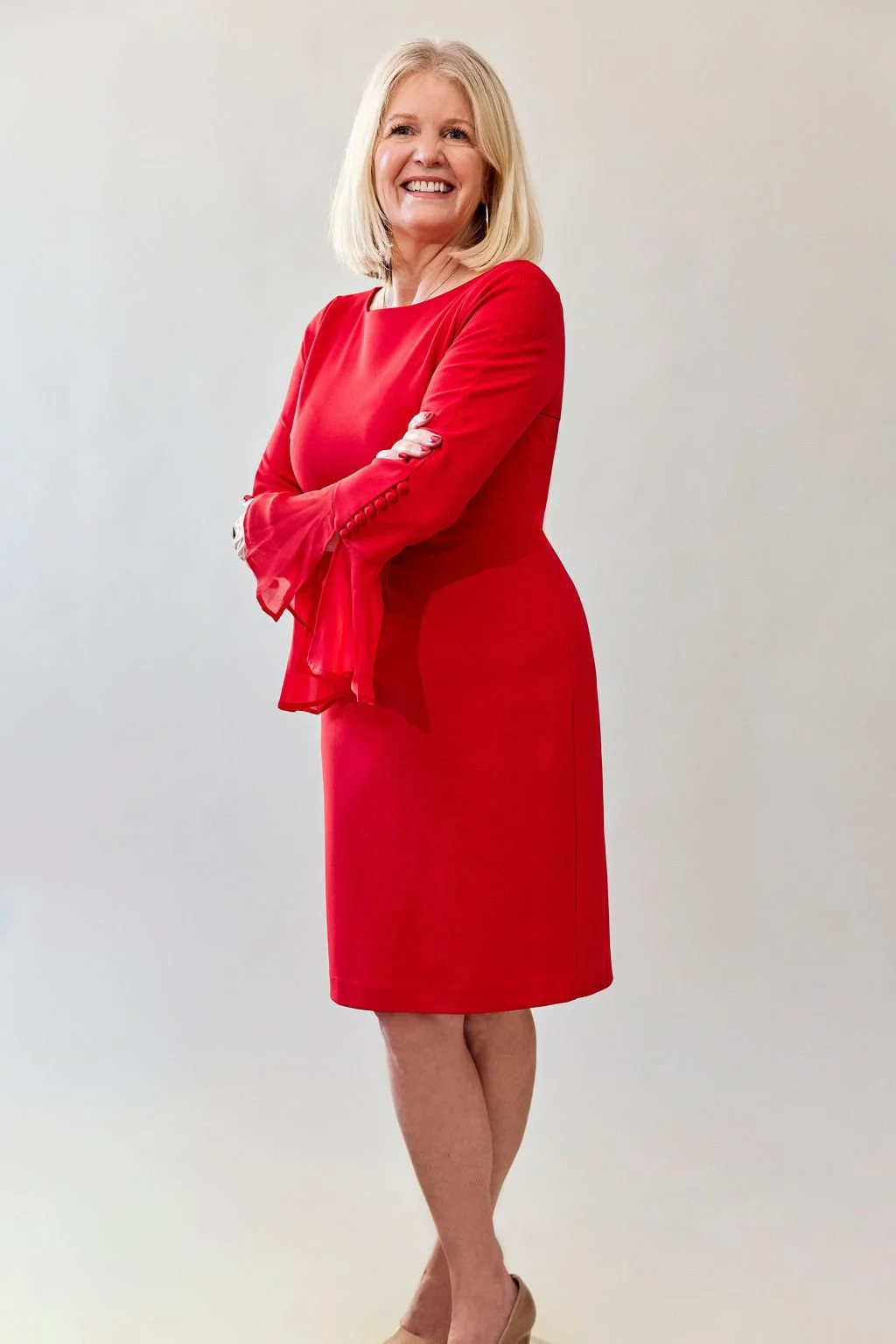 Book Lisa Axios to speak at your event