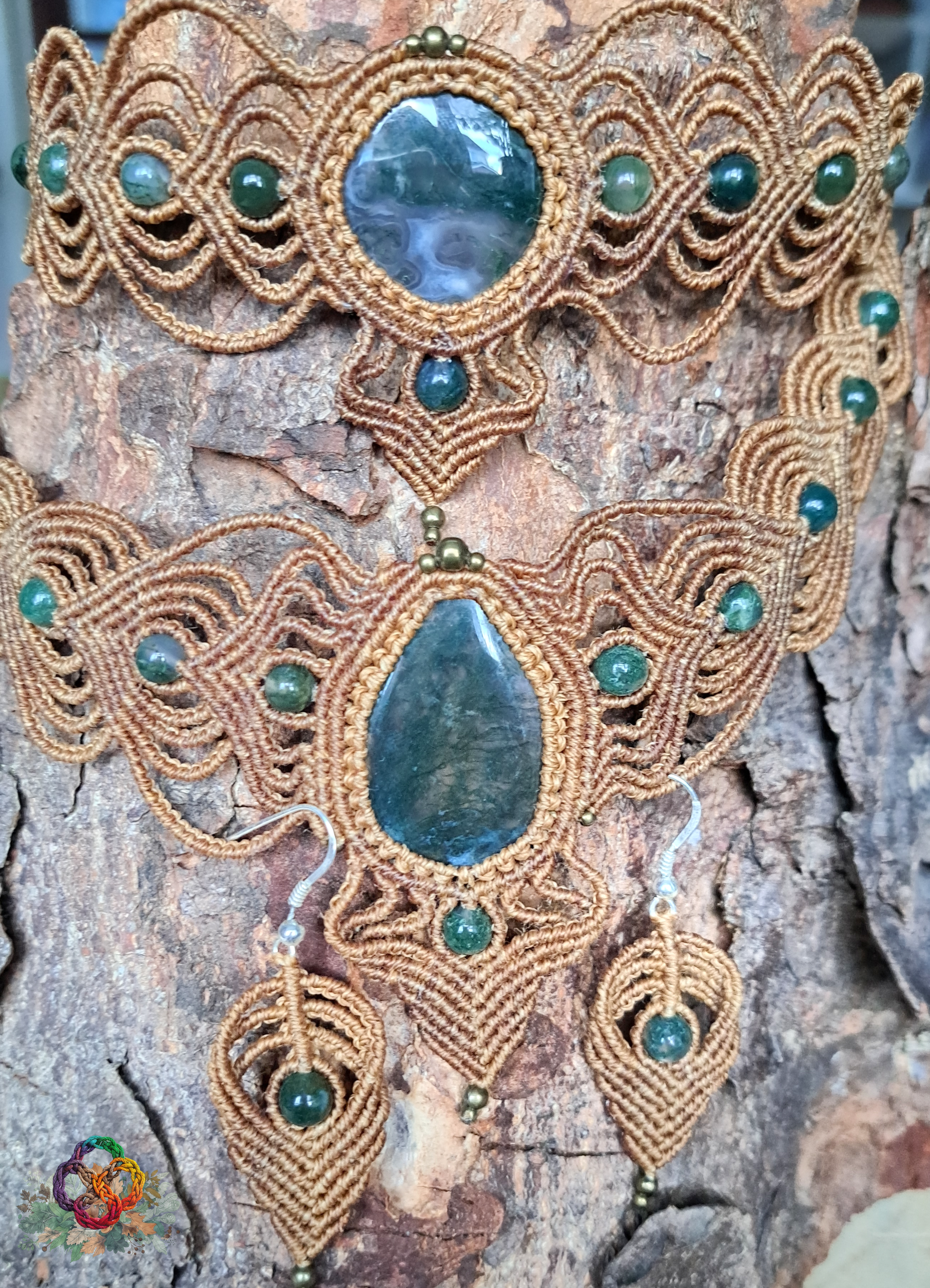 Old Gold with Green Moss Agate Set.png