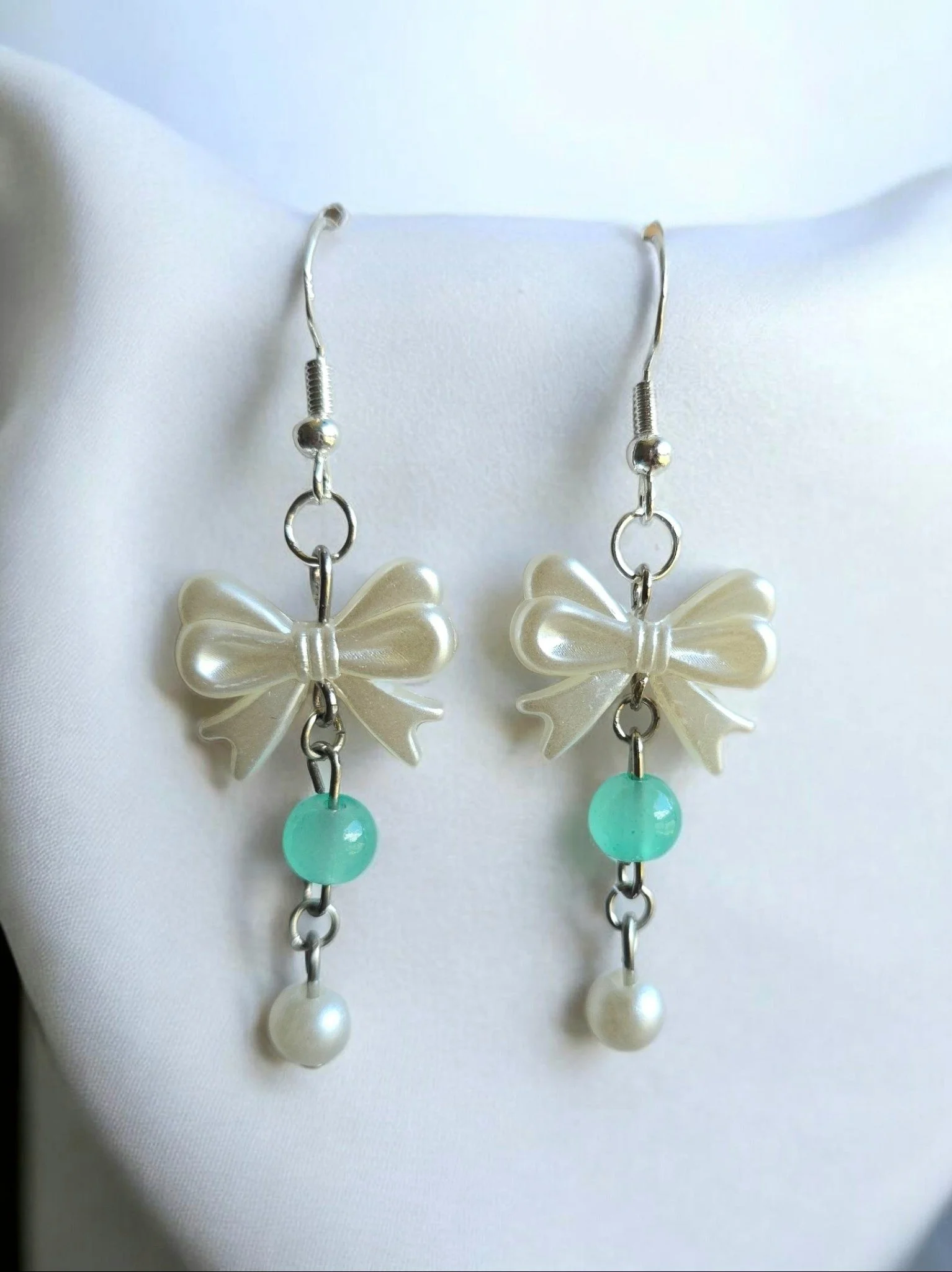Dainty Bows