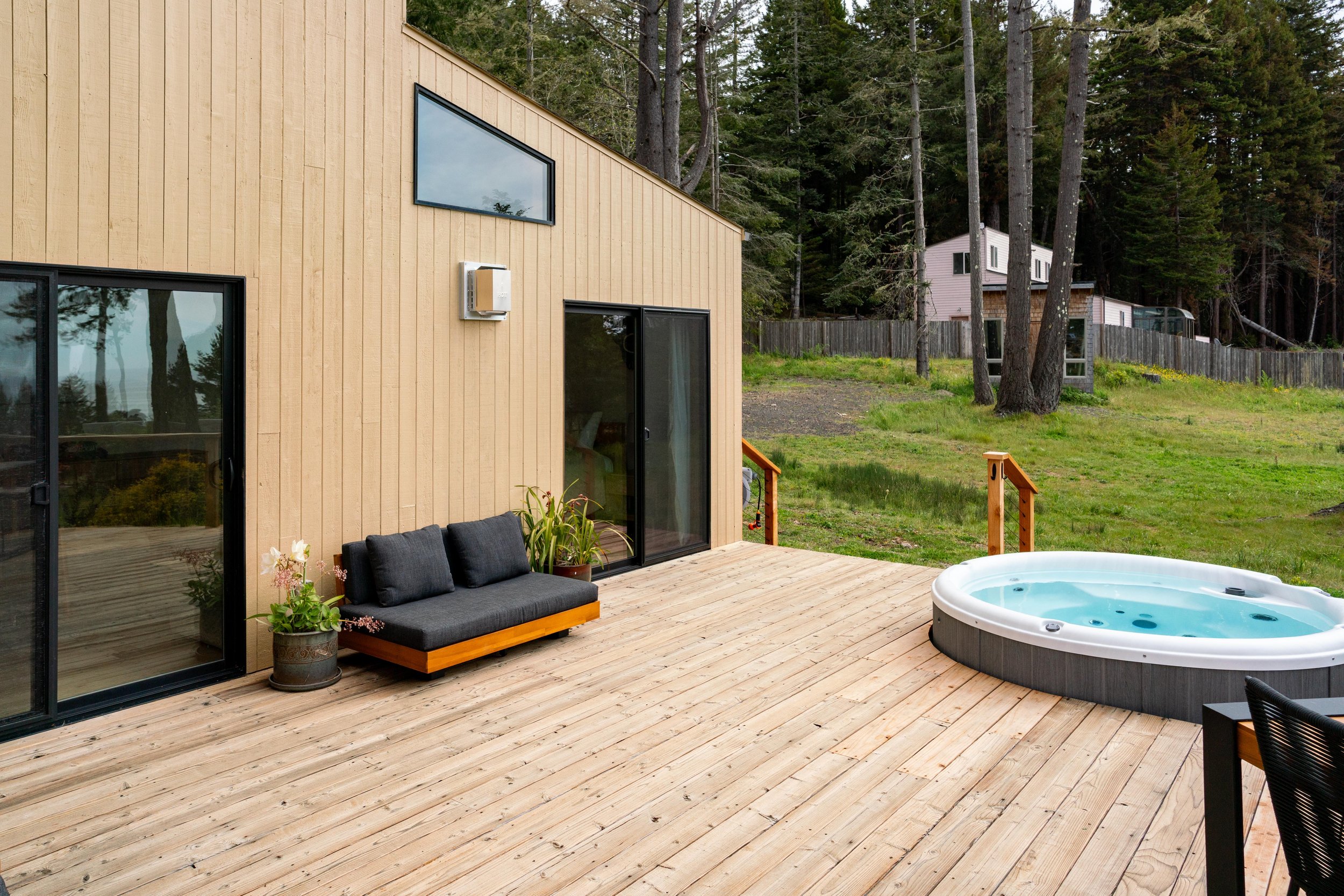 37940_pacific_view_drive_4_19_26_nik_z_photo-66.jpg