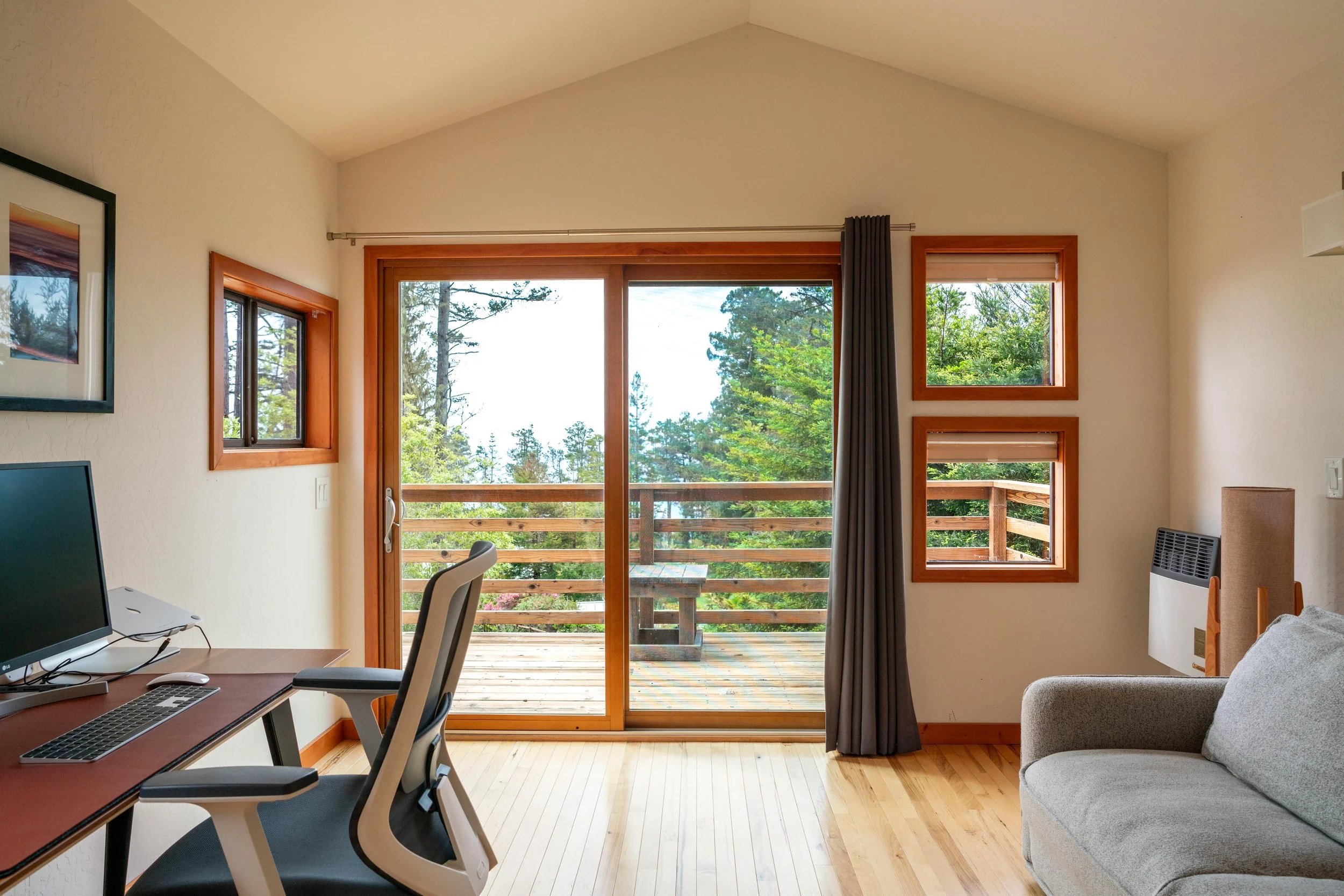 37940_pacific_view_drive_4_19_26_nik_z_photo-78.jpg