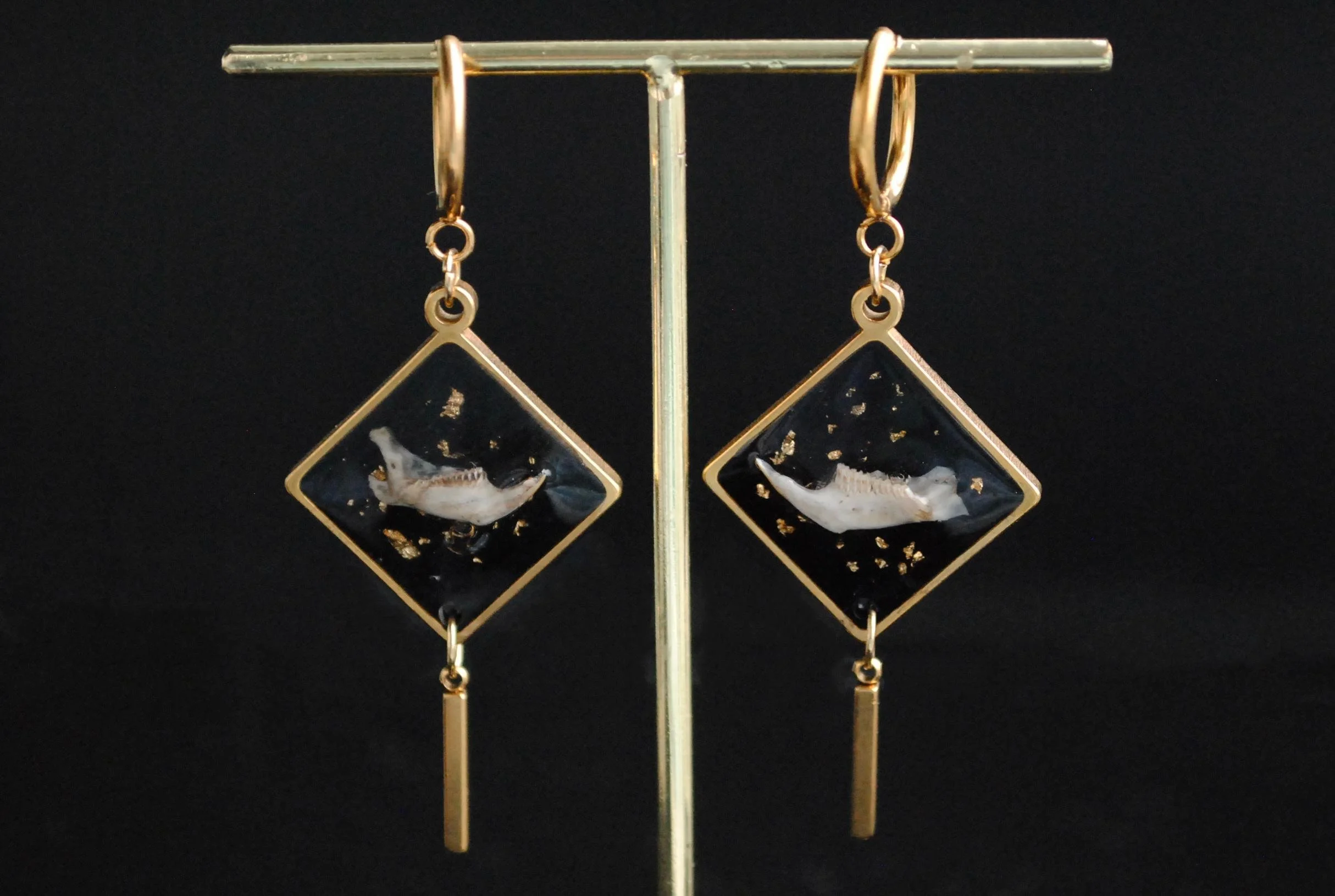 Fieldjaw Drop Earrings