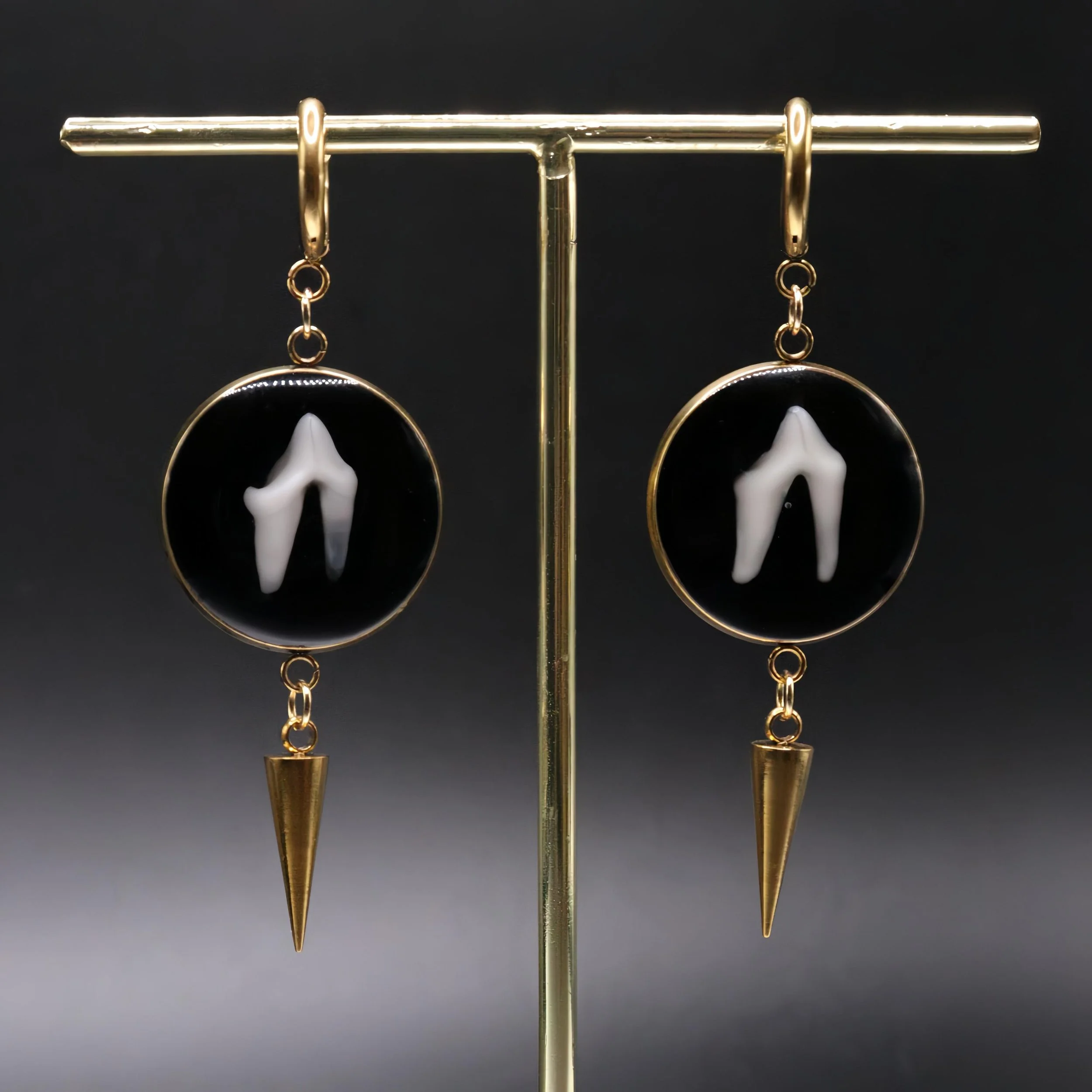 Fox & Thorn Earrings | Gold or Silver