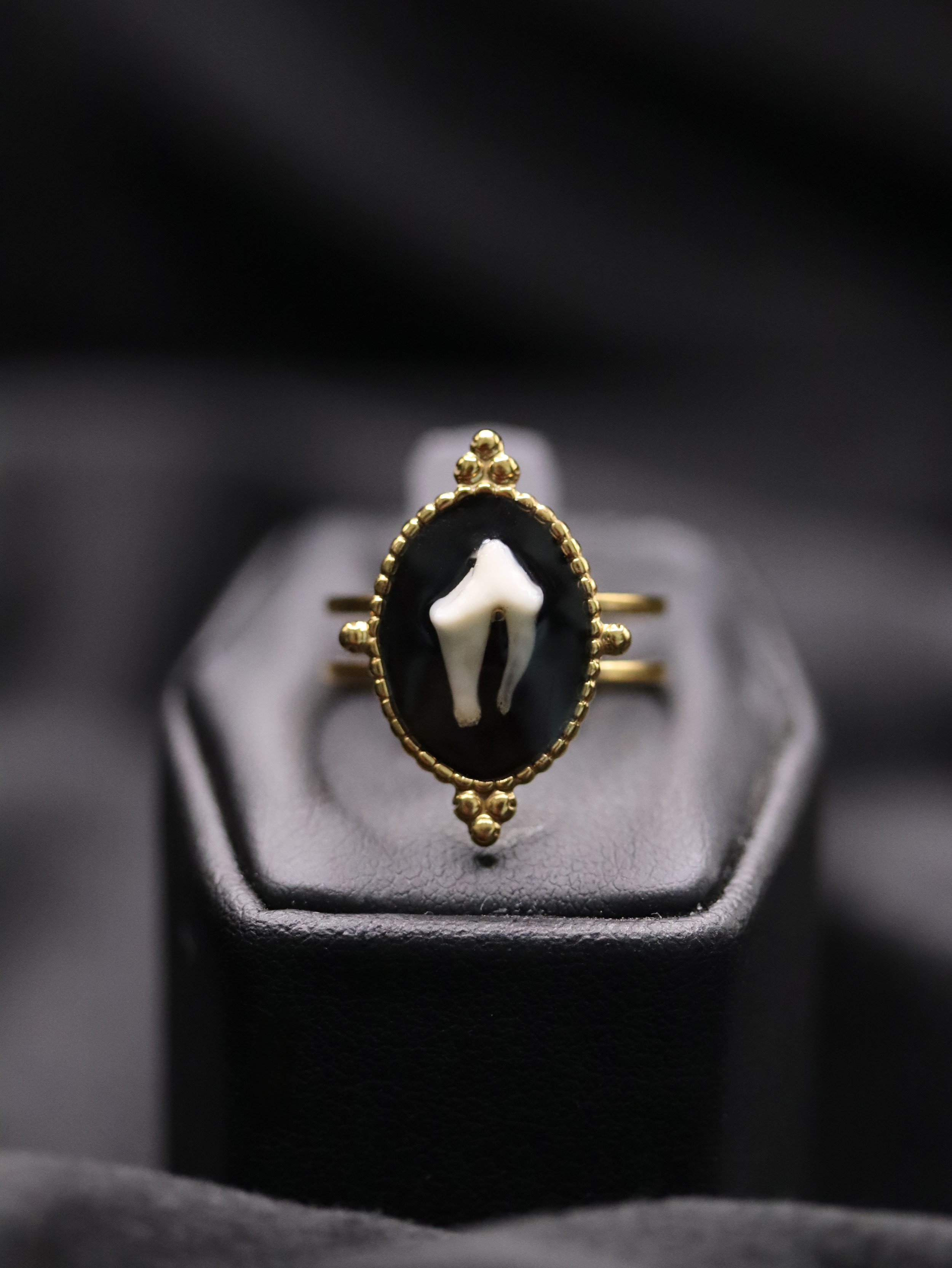 Rosette Ring | Silver or Gold