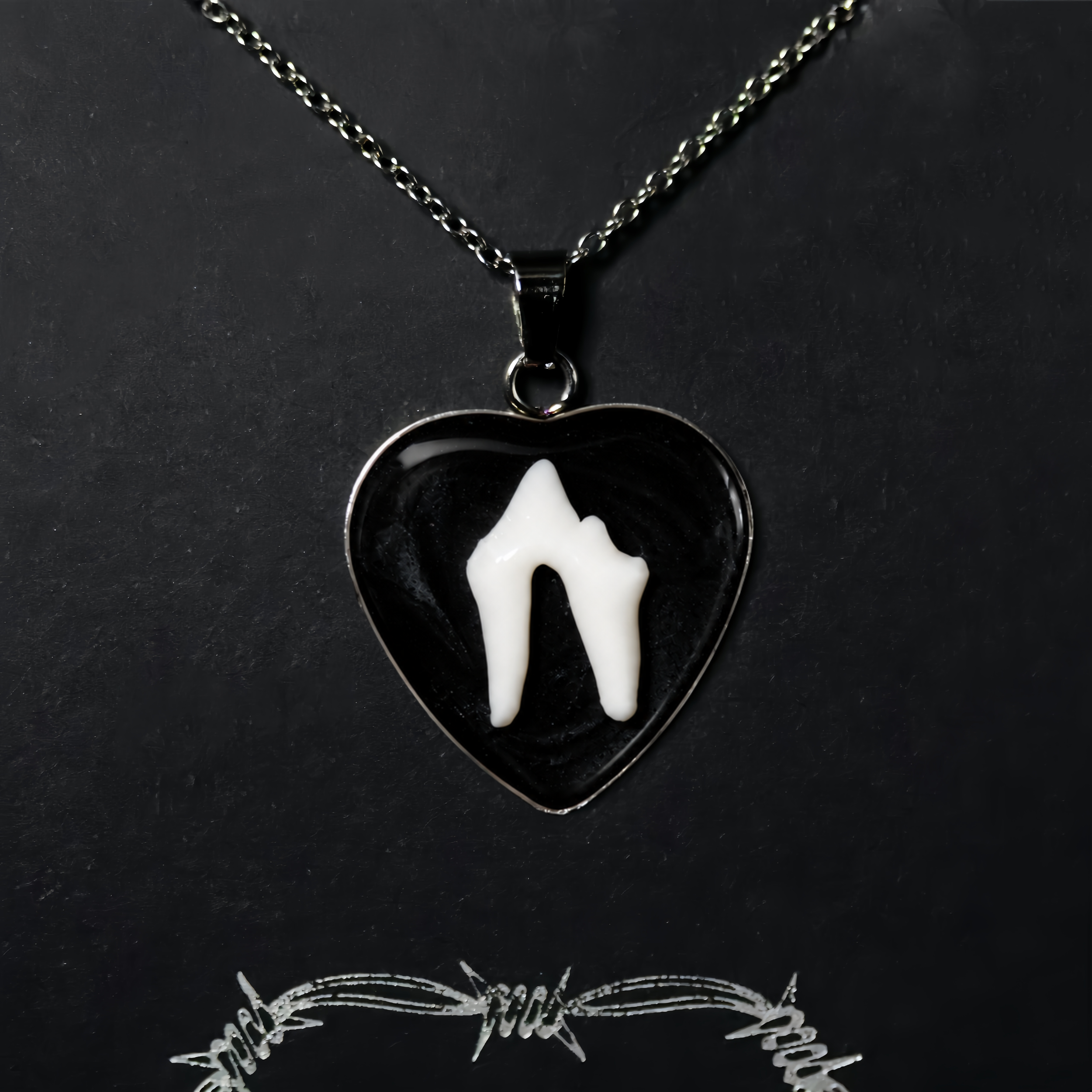 Lovelash Necklace
