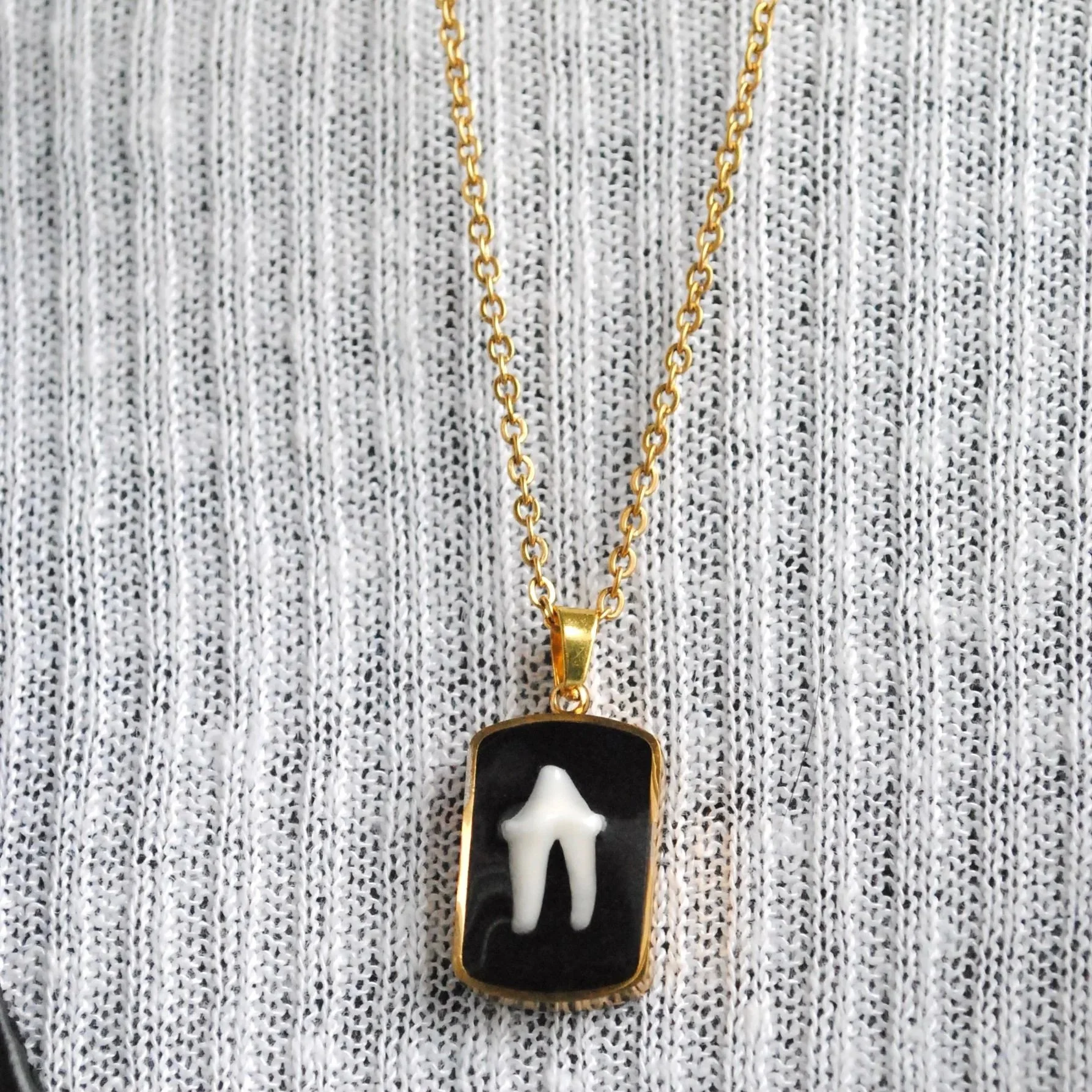 Vulpine Necklace | Multiple Styles