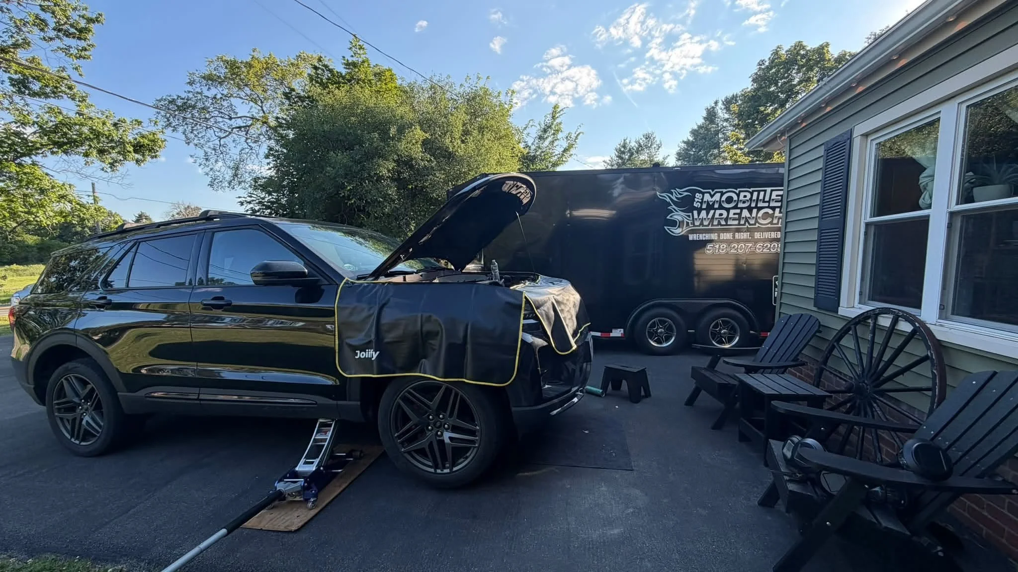 ExplorerMobile.jpg