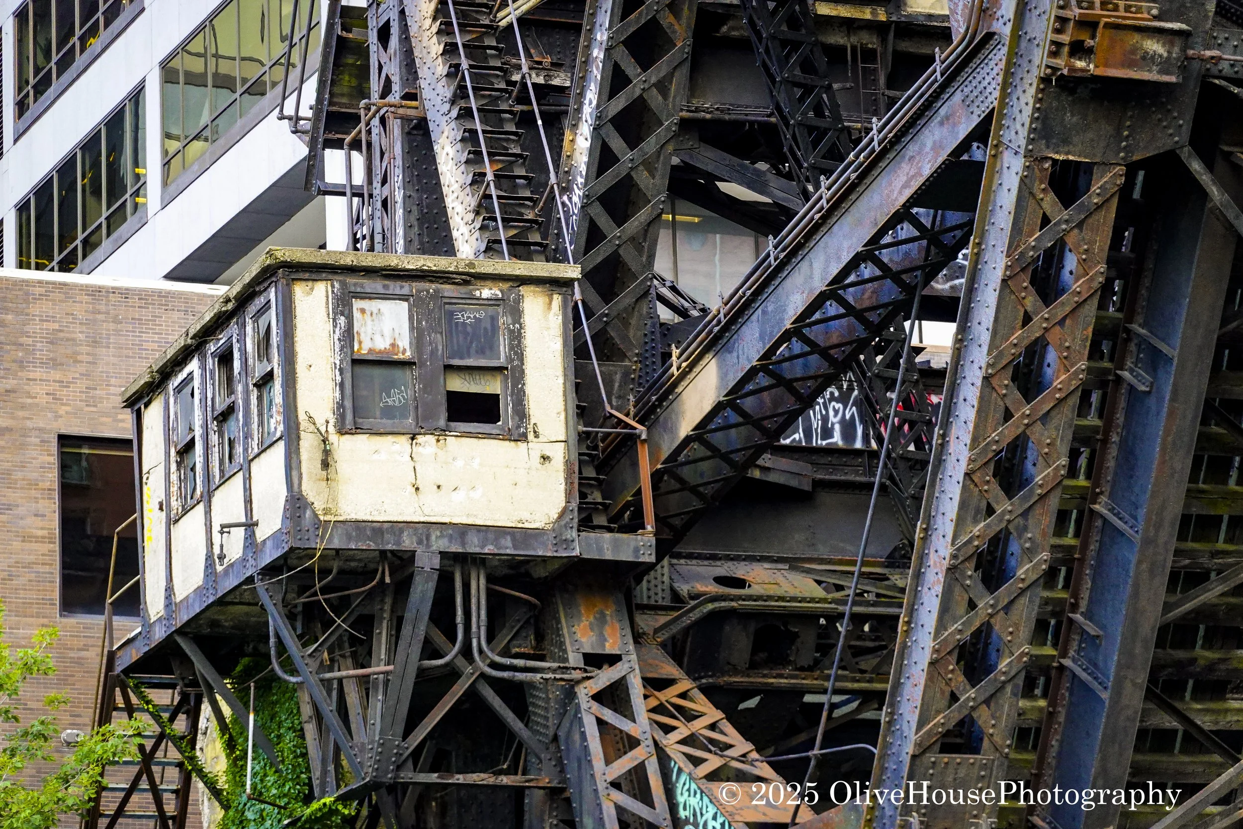 Bridge House on the Chicago River, Chicago, Illinois