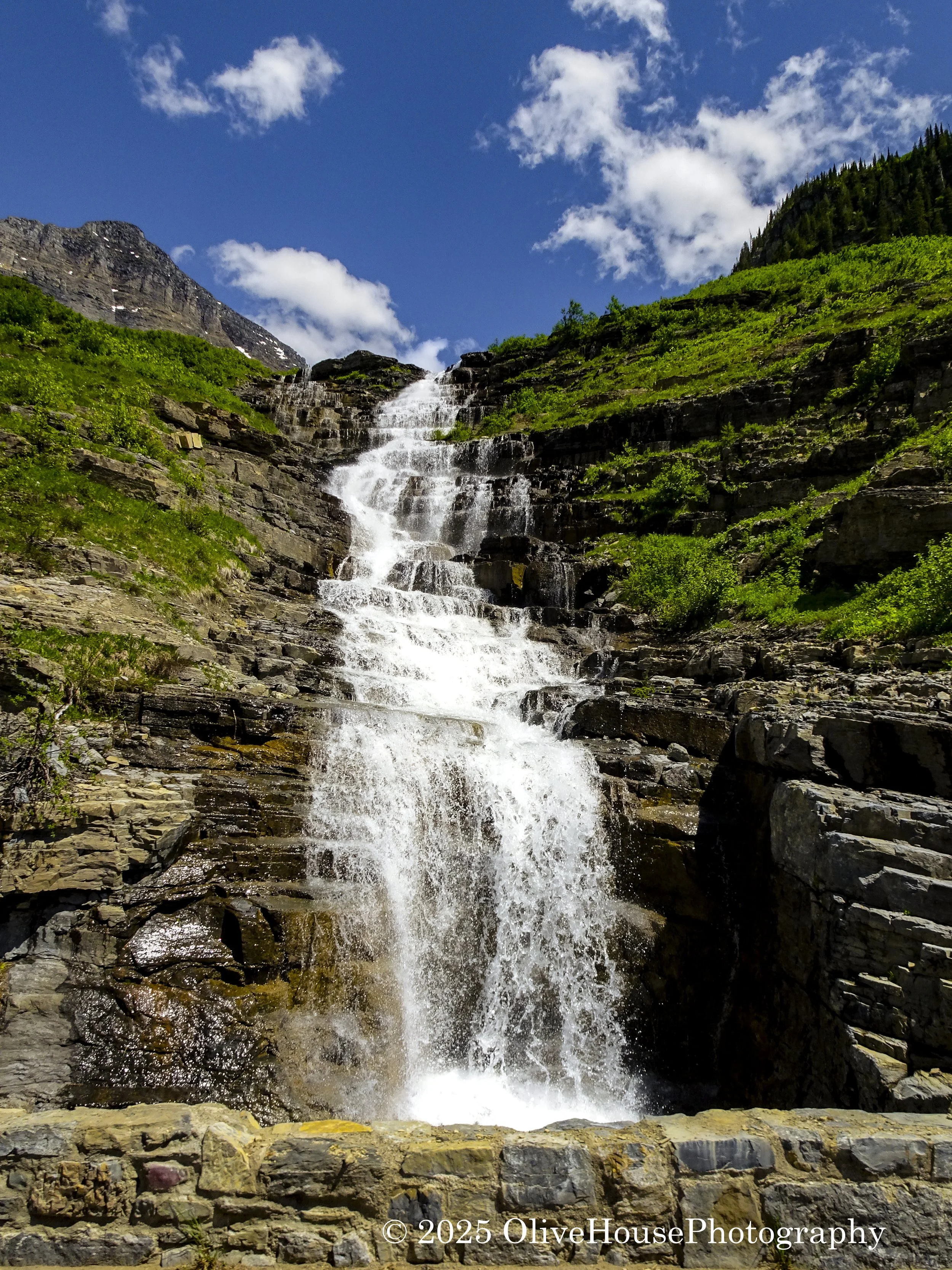 Waterfall011.jpg