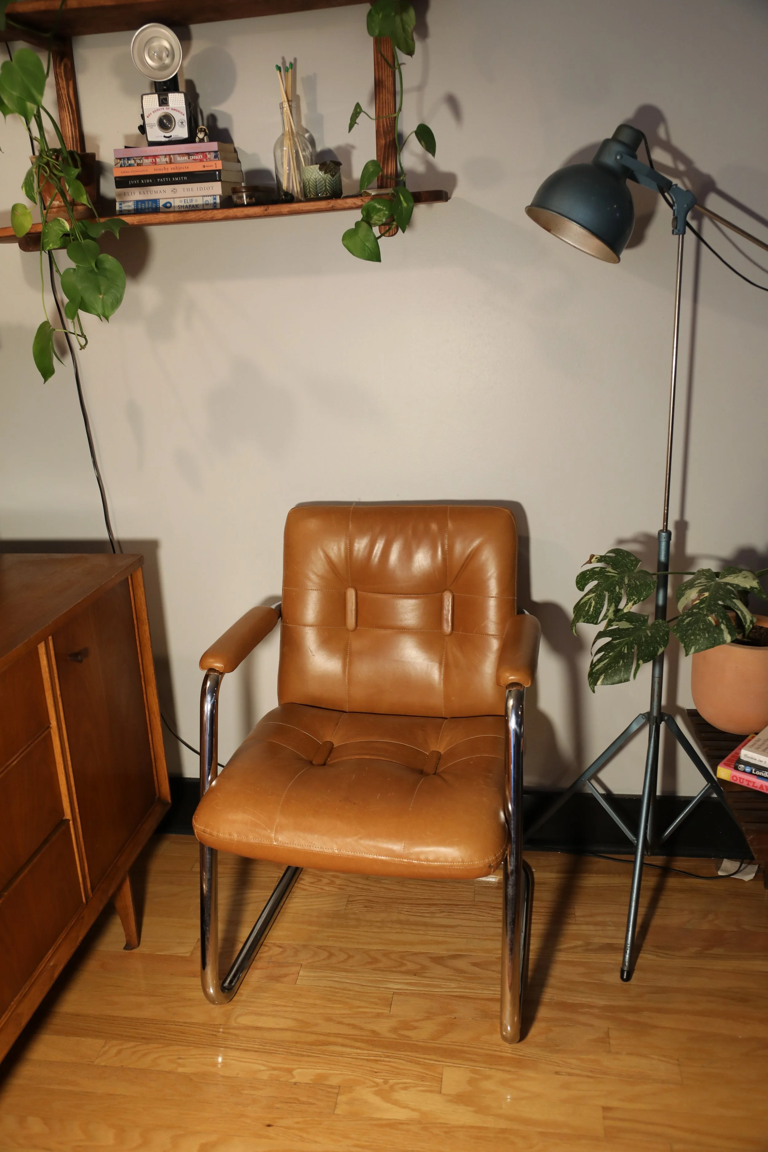 Vintage Faleschini Style Cognac Leather Chrome Cantilever Chairs – Set of 2