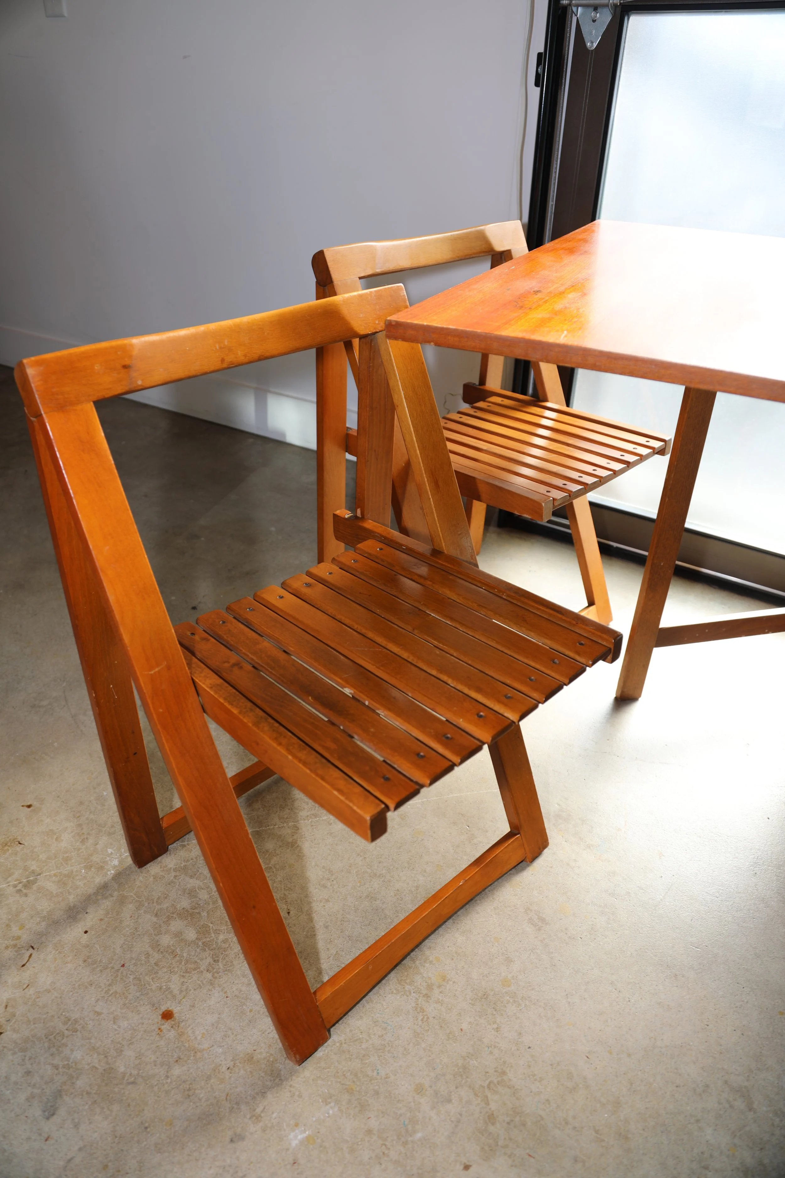 Vintage Drop-Leaf Dining Table with Folding Chairs