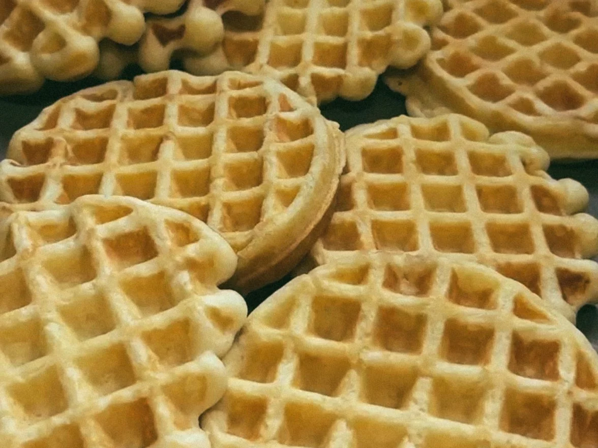 Fluffy Buttermilk Waffles