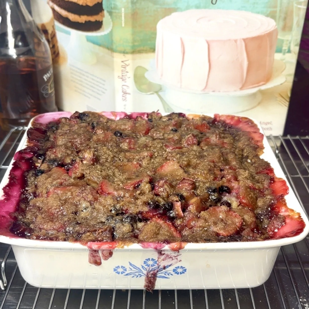 Berry Long Cake With Ginger Crumb and a Lesson in Appreciating What You Have