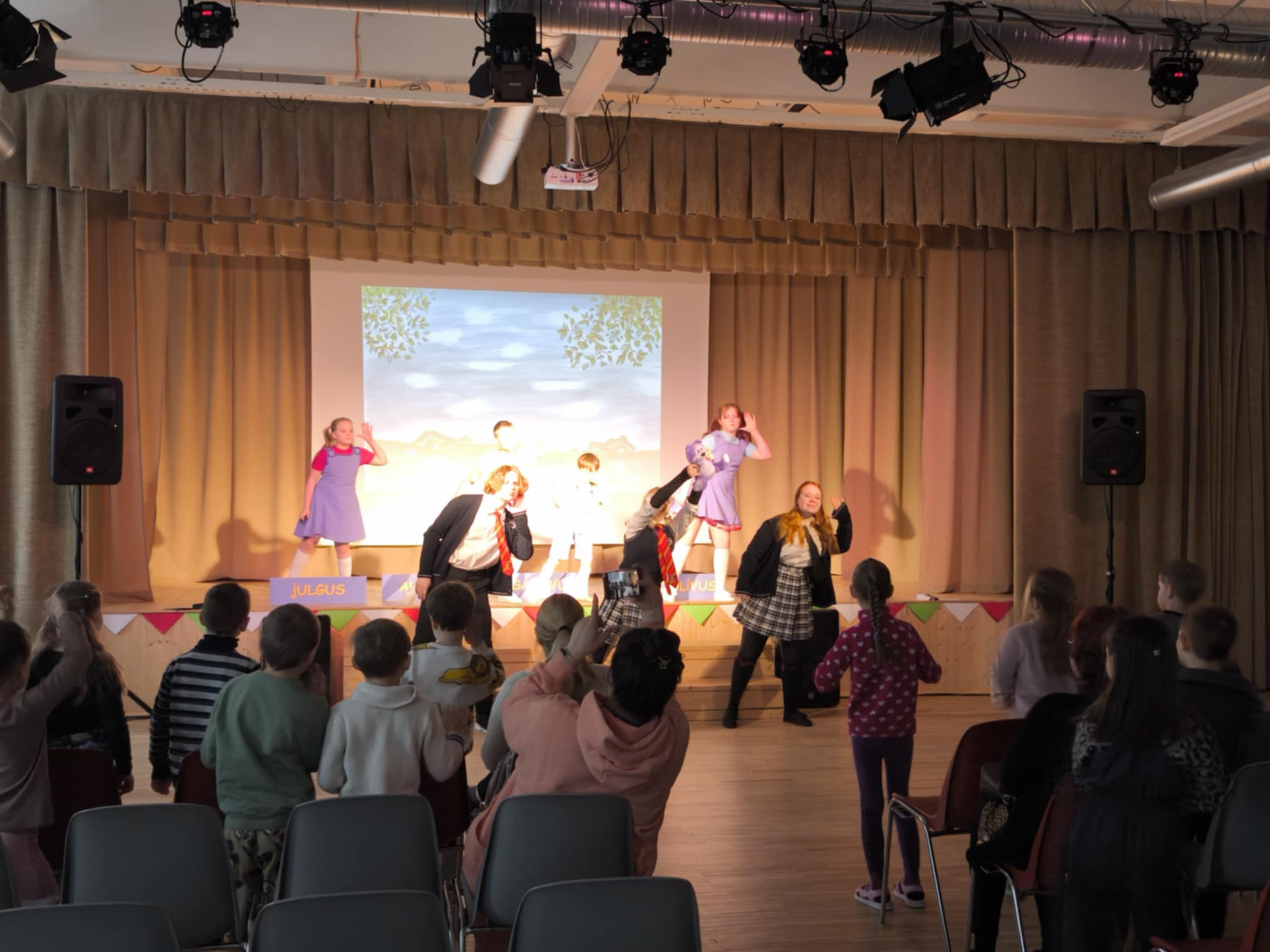 Untitled design (12).png