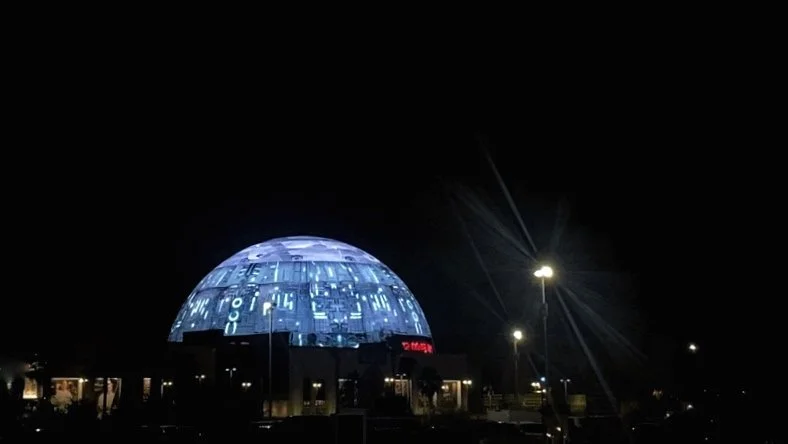 Let's Get Distracted and Lonely in Las Vegas