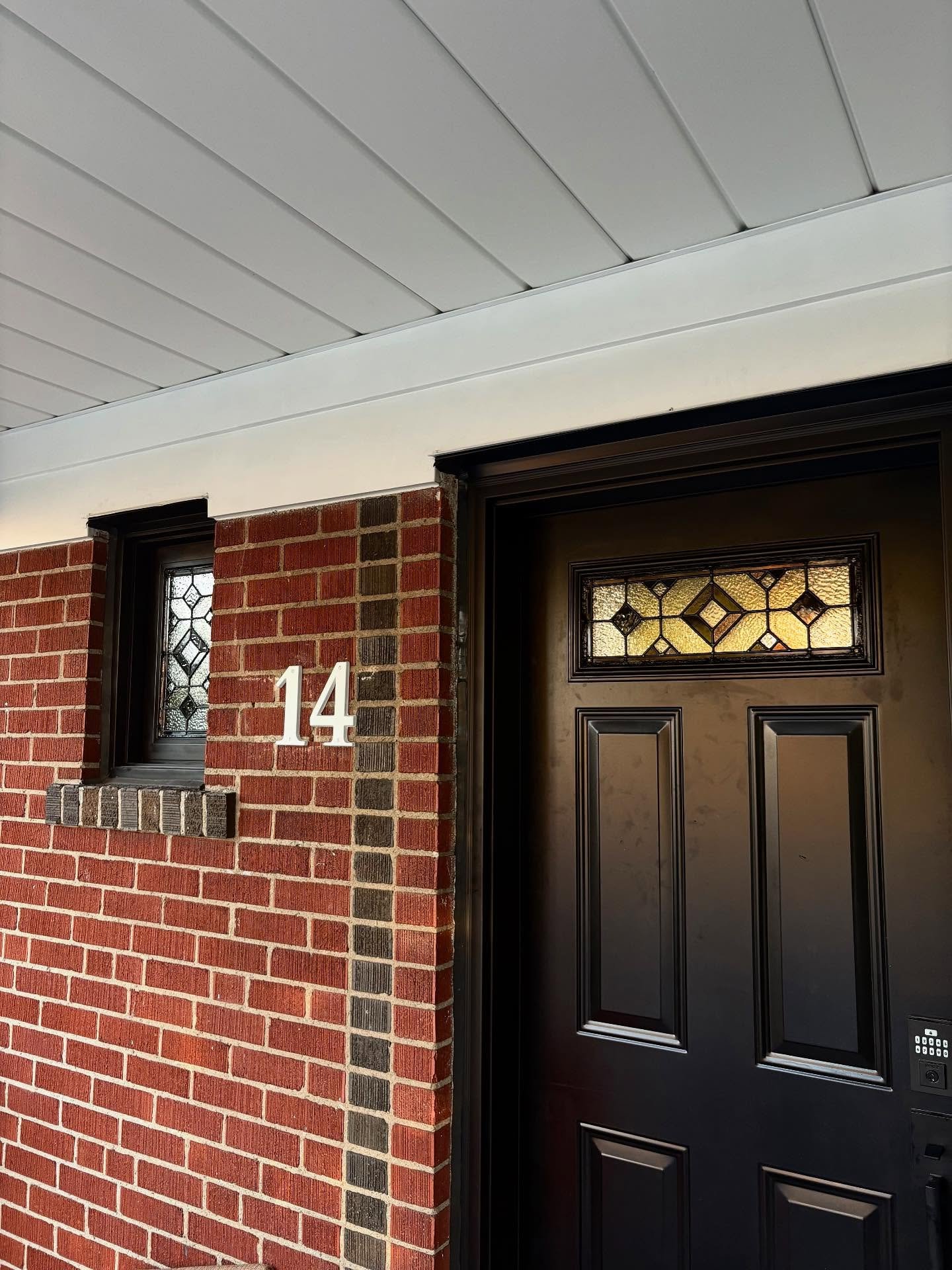 Matching entrance panels installed in a home north of Corso Italia

Kept things simple to not overcrowd the window space, and focused on glass colours that matched the exterior brick of the home 

#torontohomes #torontoarchitecture #torontointeriorde