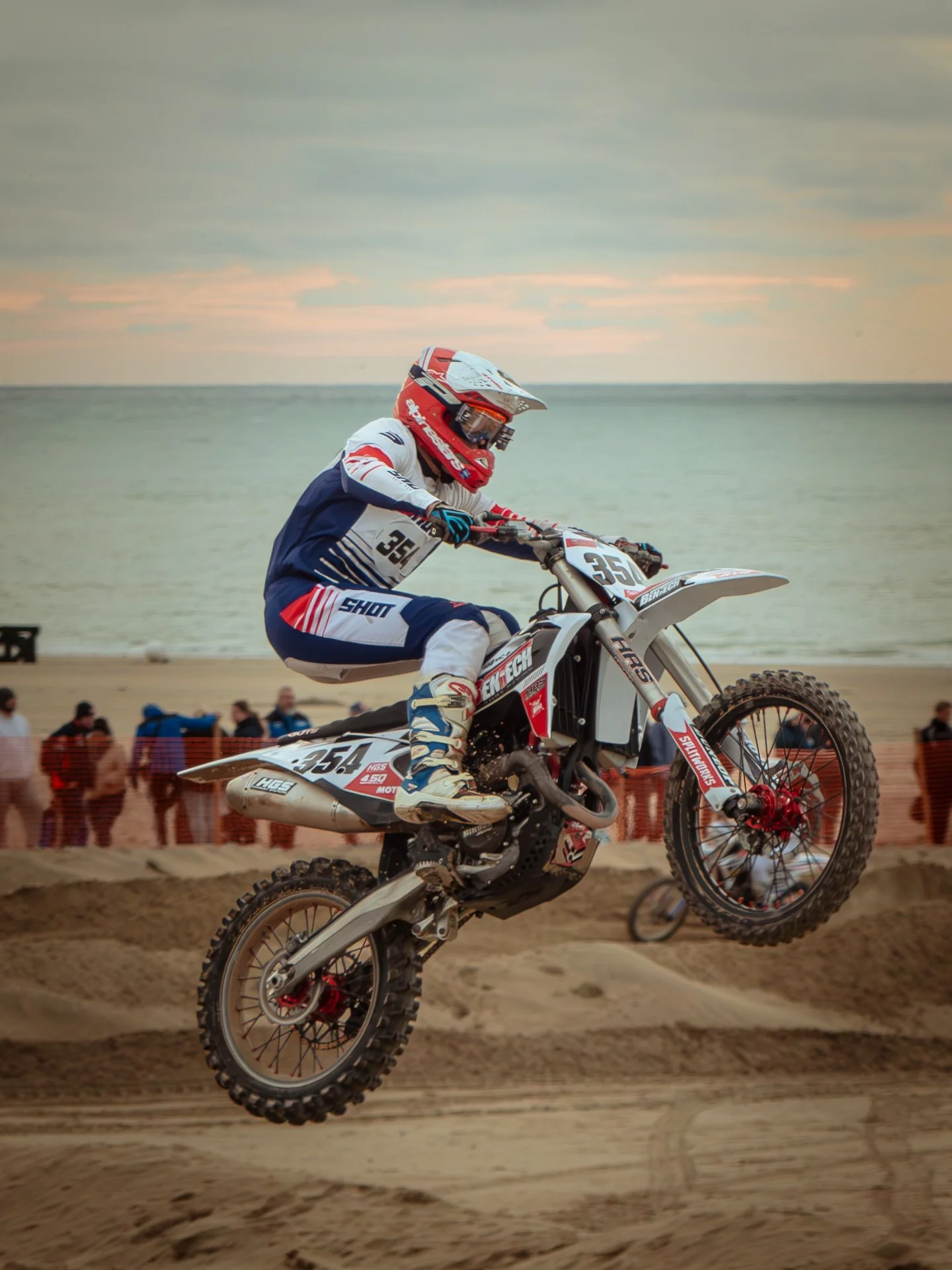 AdrienTellier_BeachCross24P1050981-Avec accentuation-Bruit.jpg
