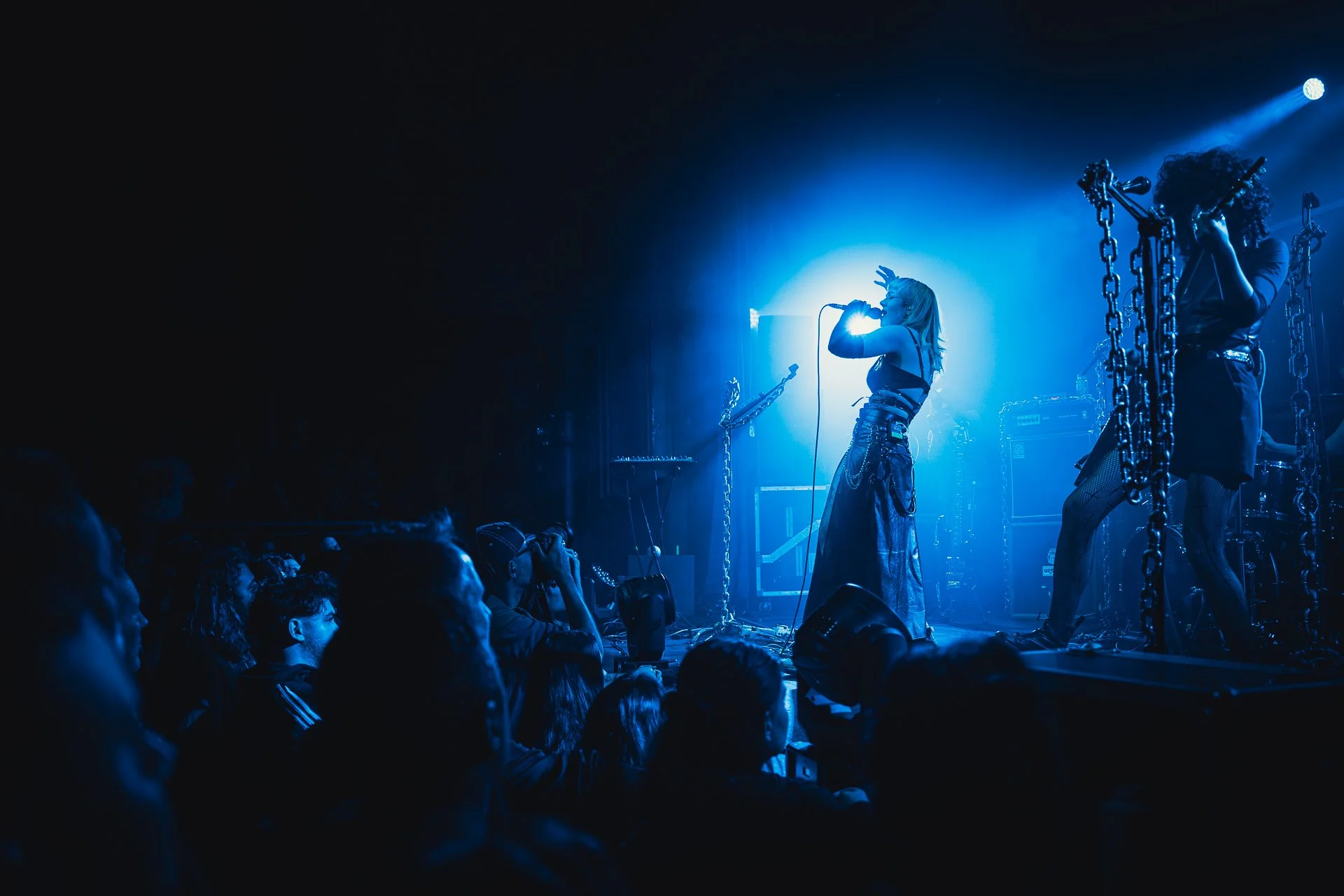 AdrienTellier_20251127_GrandmasAshes_DSC6993.jpg