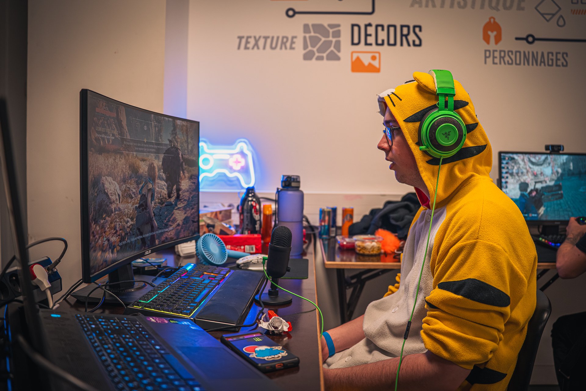 AdrienTellier_Portfolio_BDEvent25_DSC6335-Avec accentuation-Bruit.jpg