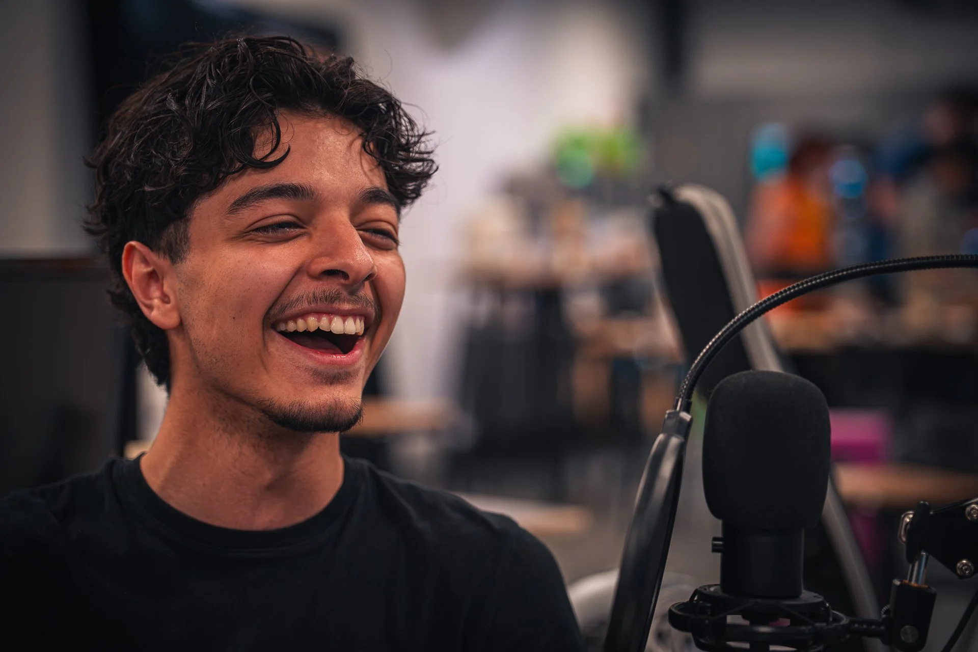 AdrienTellier_Portfolio_BDEvent25_DSC7259-Avec accentuation-Bruit.jpg