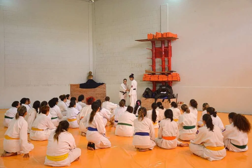 Join Bukan School of Krav-Maga Alaska for expert led instruction and the opportunity to become part of an international community of practitioners in the complete and unabridged Israeli martial art for self-defense. Learn more and sign up for an intr