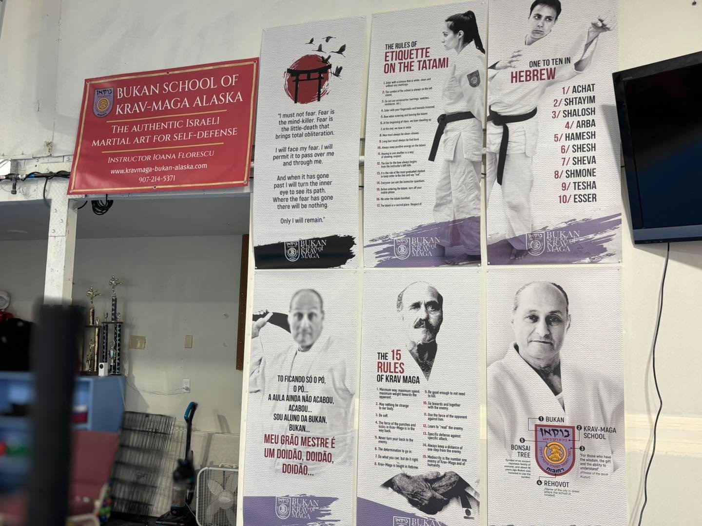 More banners came in and the wall is complete 🎉

Come learn the authentic and unabridged Krav-Maga, the Israeli martial art for self-defense. You can be sure the techniques you learn are tried and tested in war and will work even in everyday life 🥋