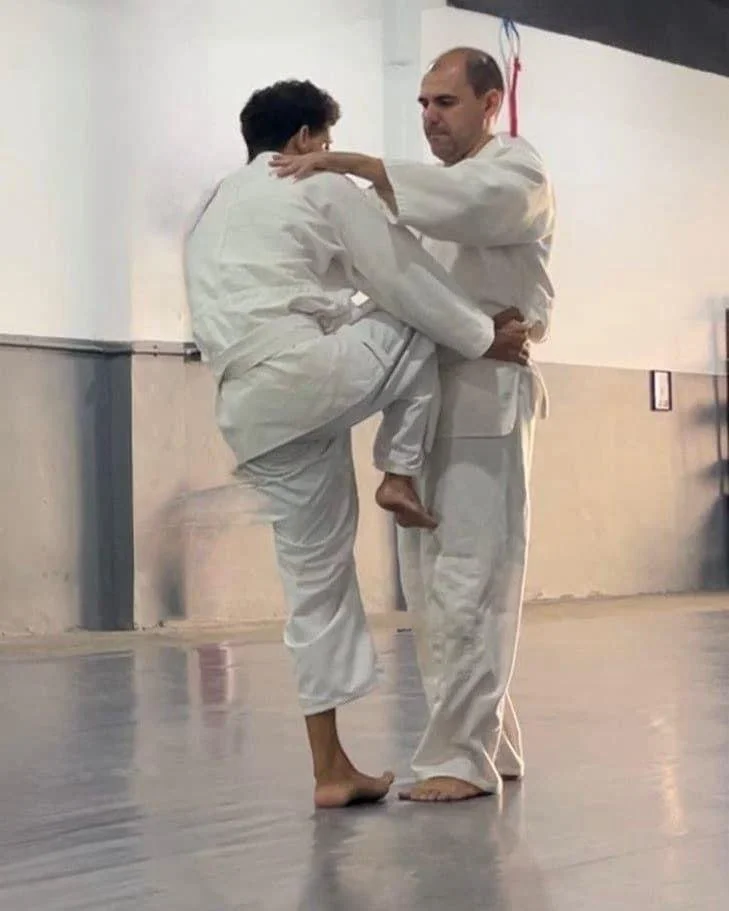 Bukan Krav-Maga students training together.