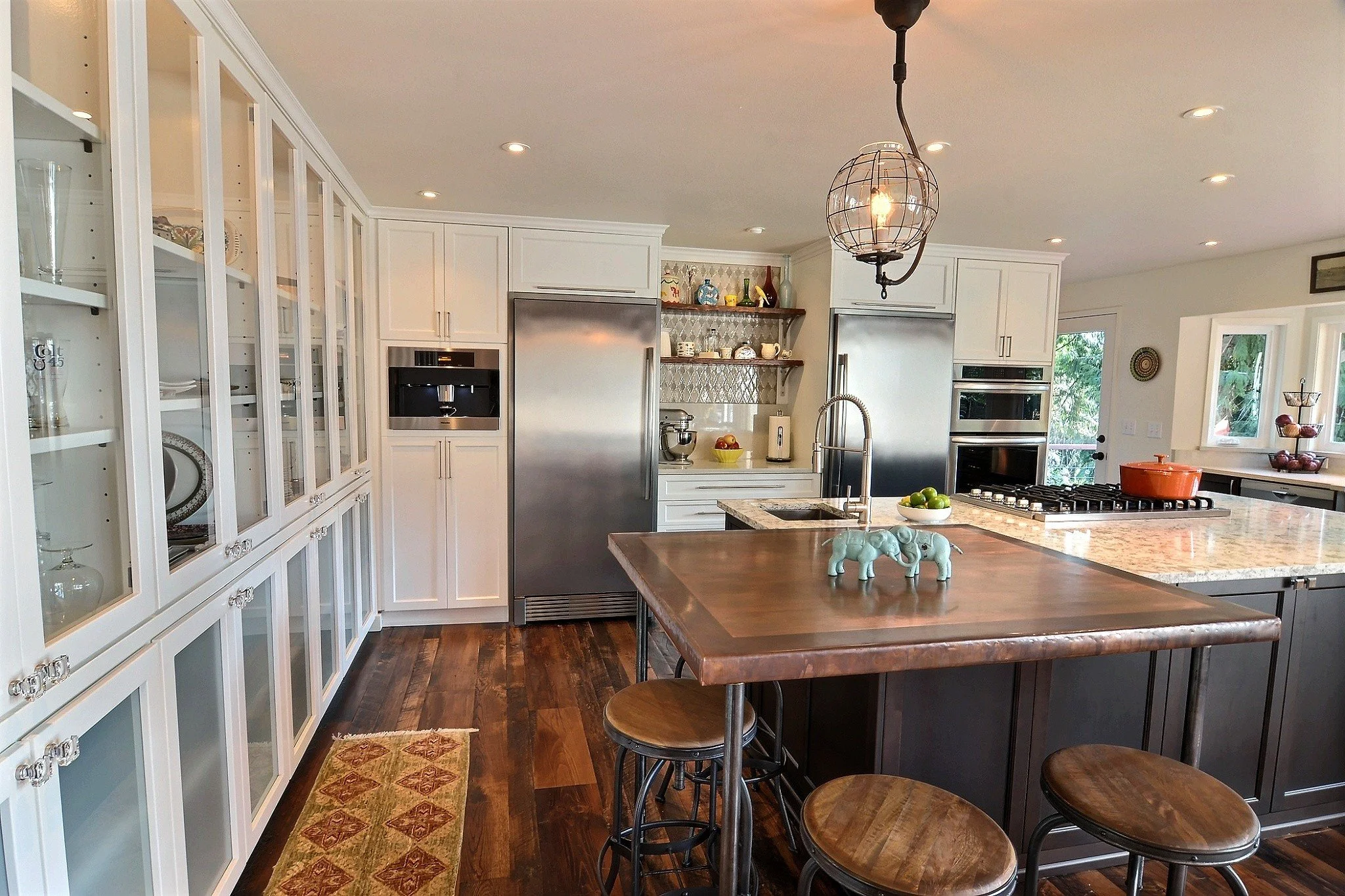 Peacock Hill Home 02.jpg