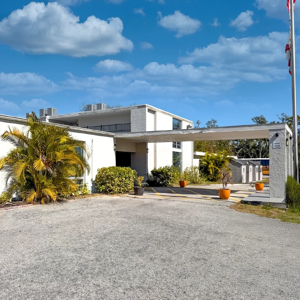 One Life Church near me in Sarasota meeting Sunday mornings