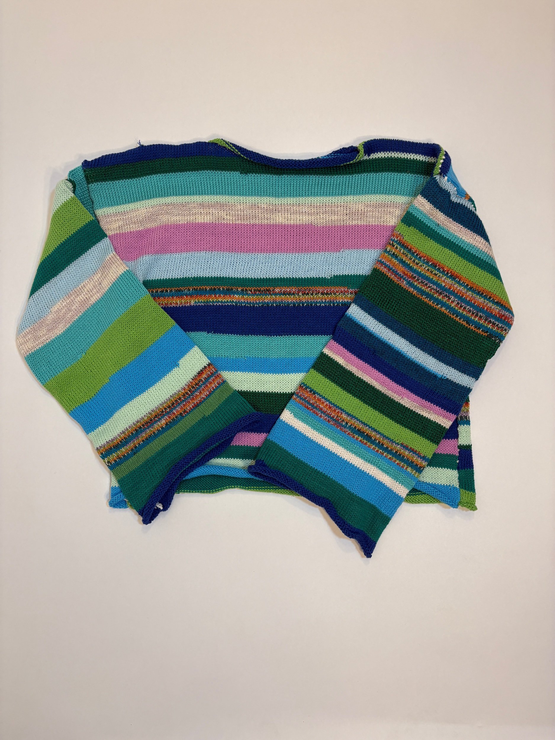 BLUE MULTICOLOR STRIPE SWEATER 001