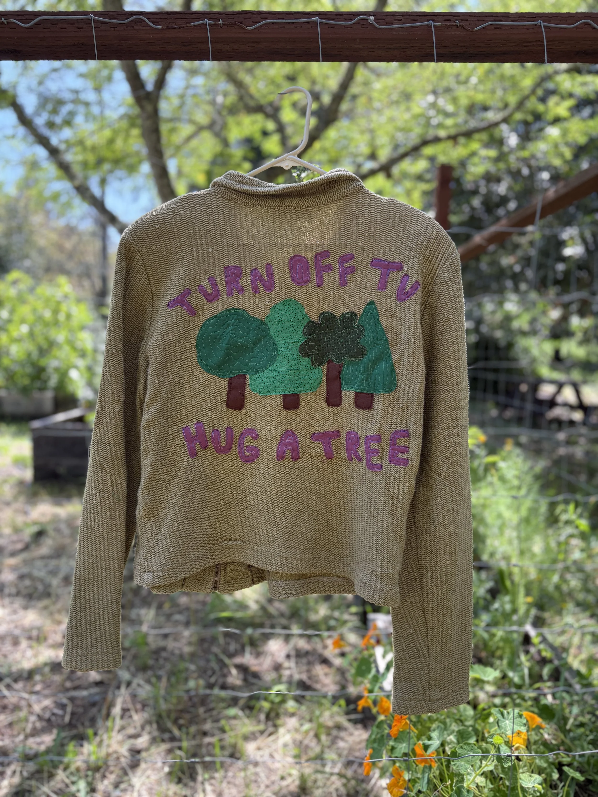 TURN OFF YOUR TV, HUG A TREE ZIP UP