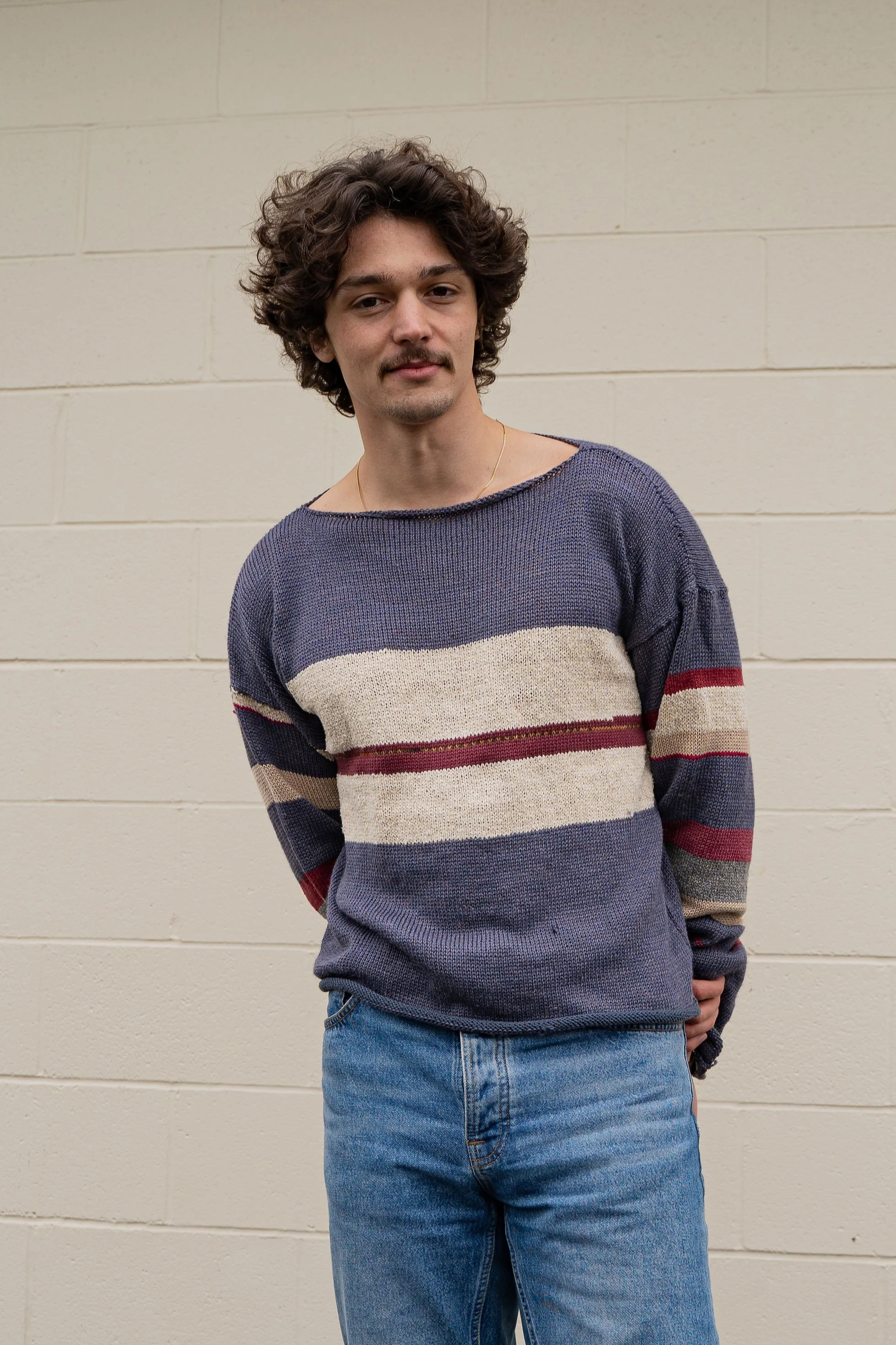 GREY MULTICOLOR STRIPE SWEATER 001