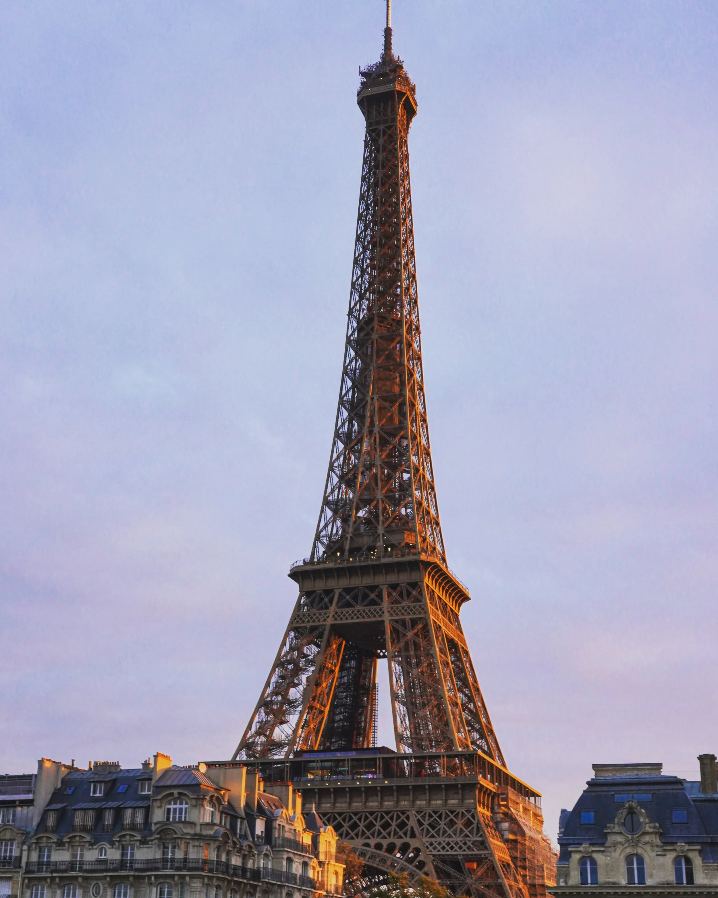 How to Travel to Europe from the United States on a Budget