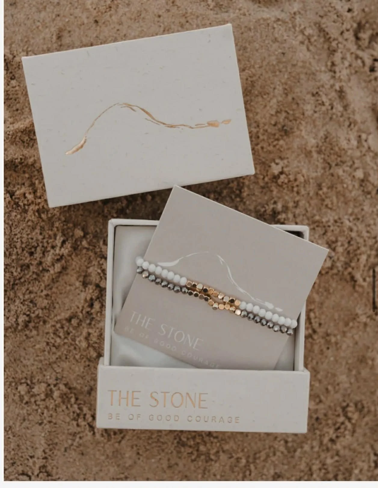 Elegant Beaded the Stone Bracelet