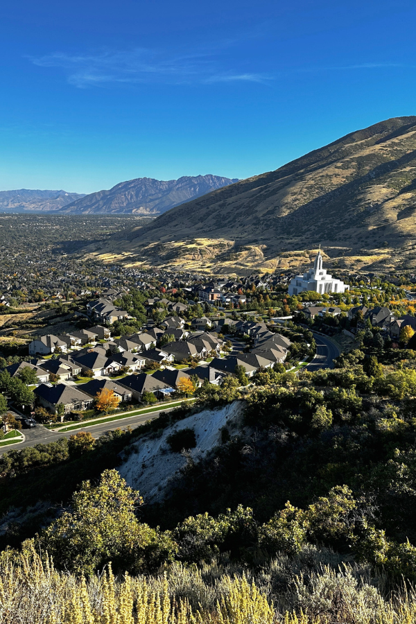 Is Utah Still the Place to Be. Why People Are Staying or Leaving?