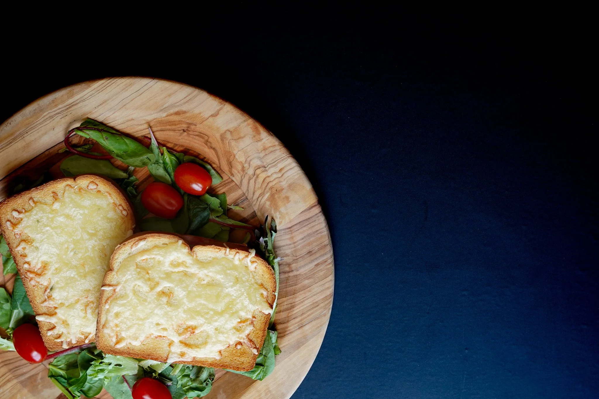 Le Croque Monsieur - black backgroung copy.jpg