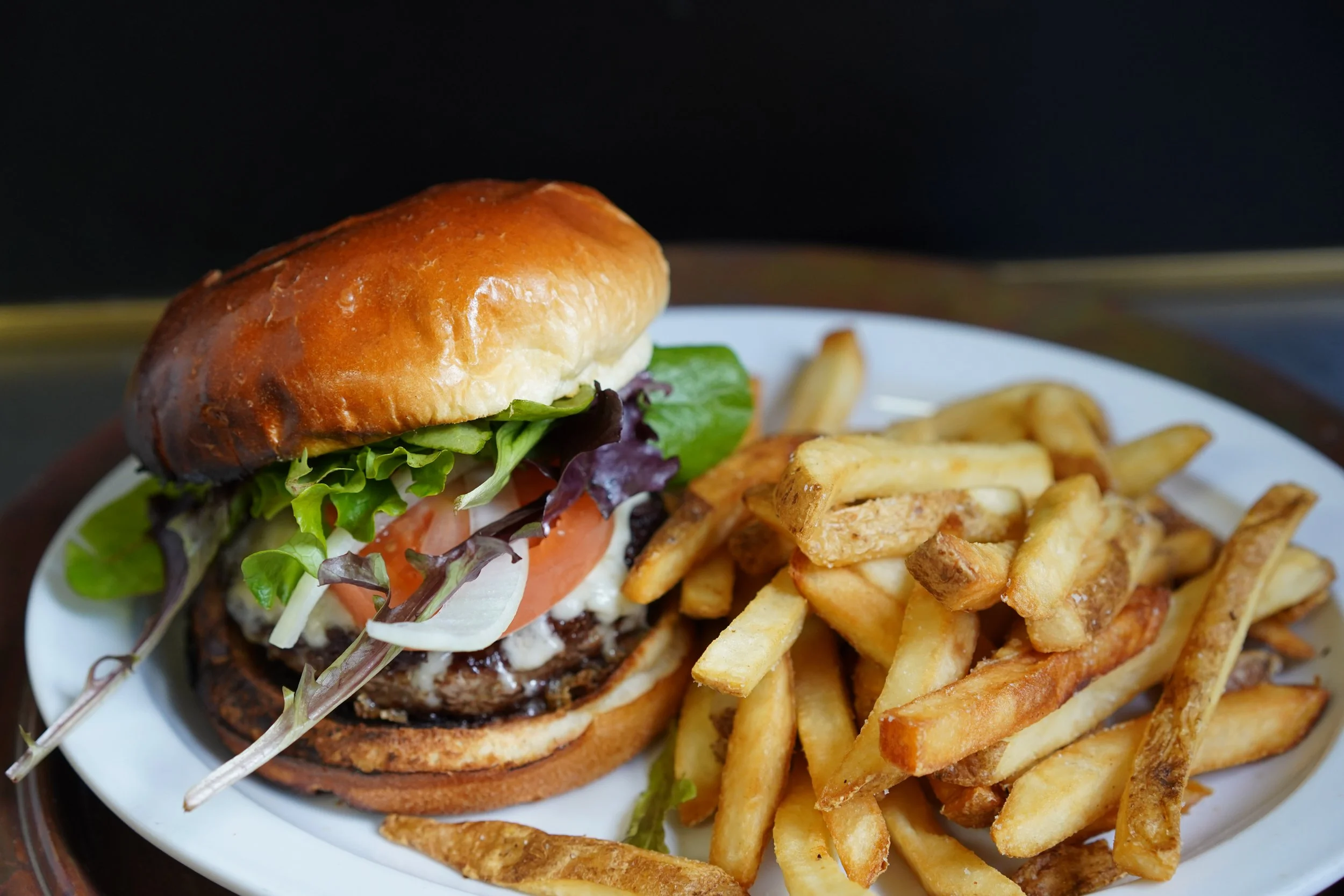 Studio Libby_Chez Moi_Burger.JPG