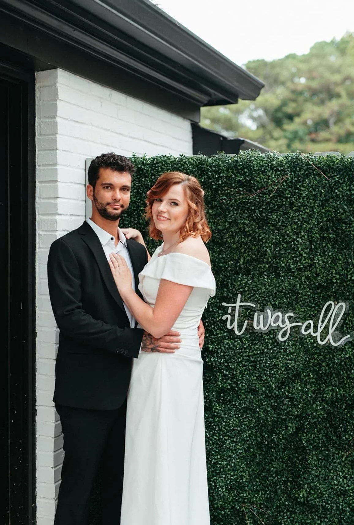 Soft glam makeup look for Georgia bride on her wedding day