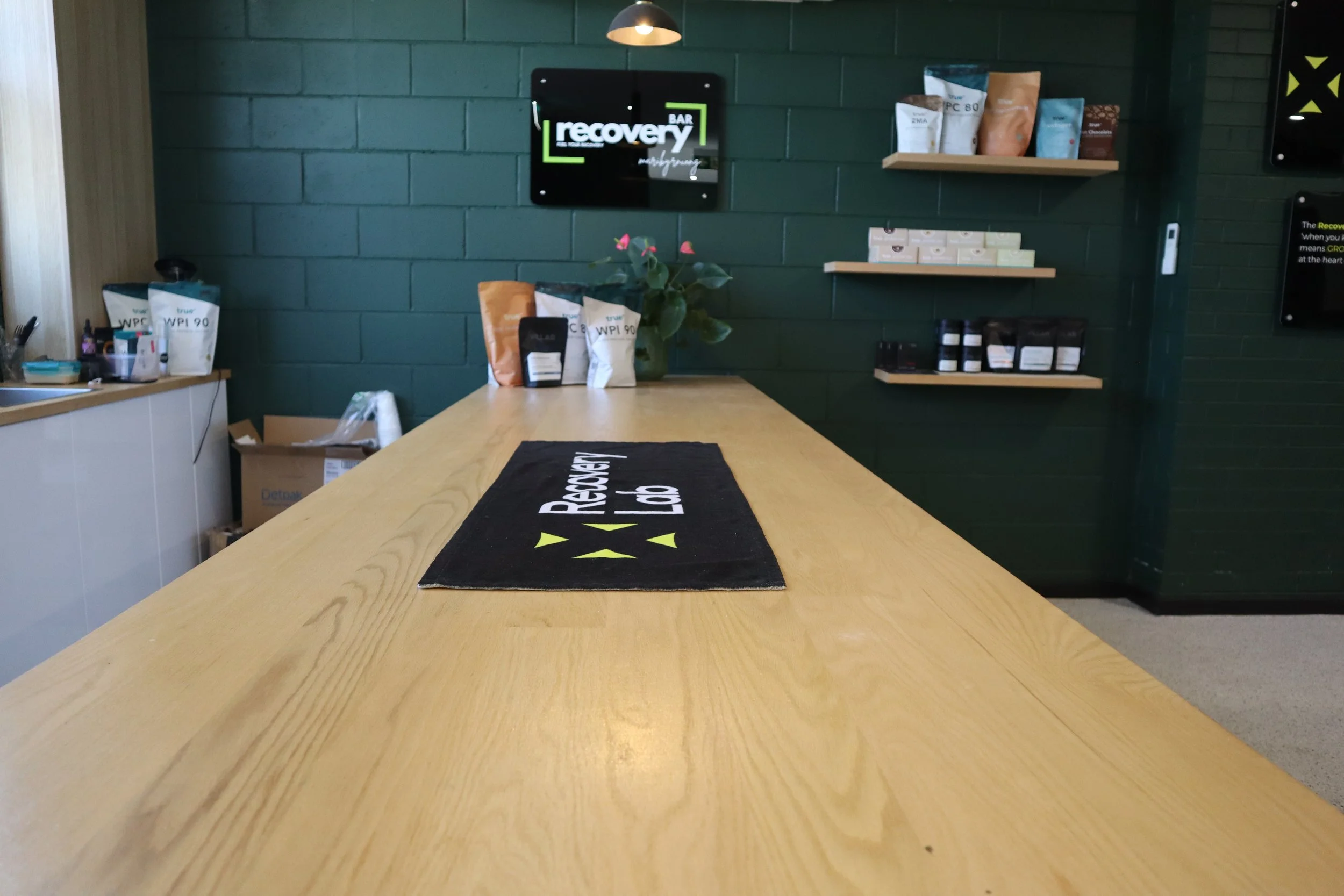 Recovery bar space with supplements and refreshments at Recovery Lab Maribyrnong