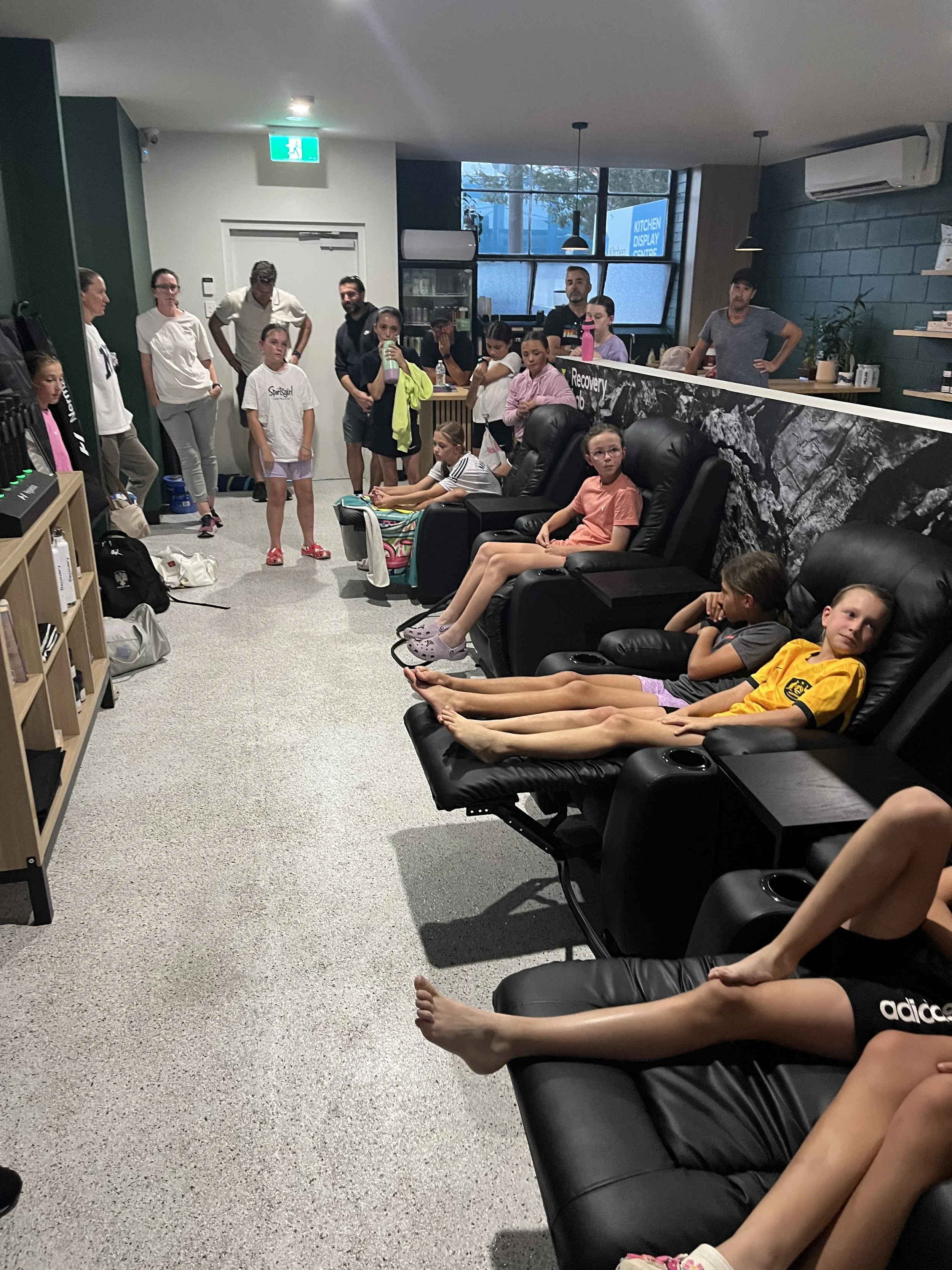 Group recovery session at Recovery Lab Maribyrnong promoting connection, wellbeing, and group recovery experiences.
