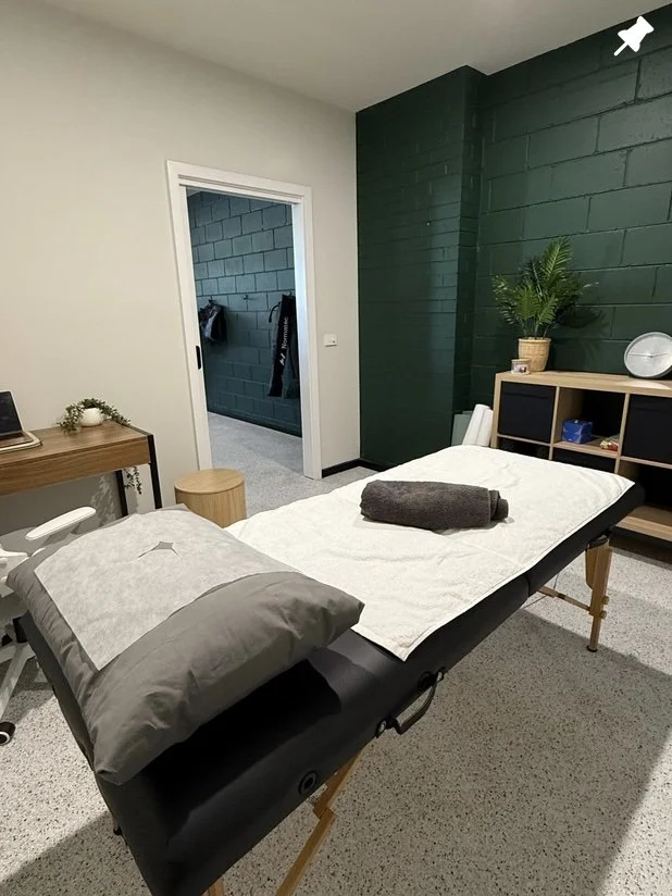 Private treatment room at Recovery Lab Maribyrnong designed for calm, personalised recovery and wellness sessions.