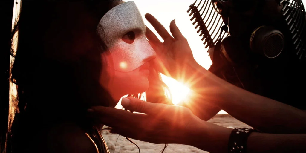 maris-moon-music-video.jpg