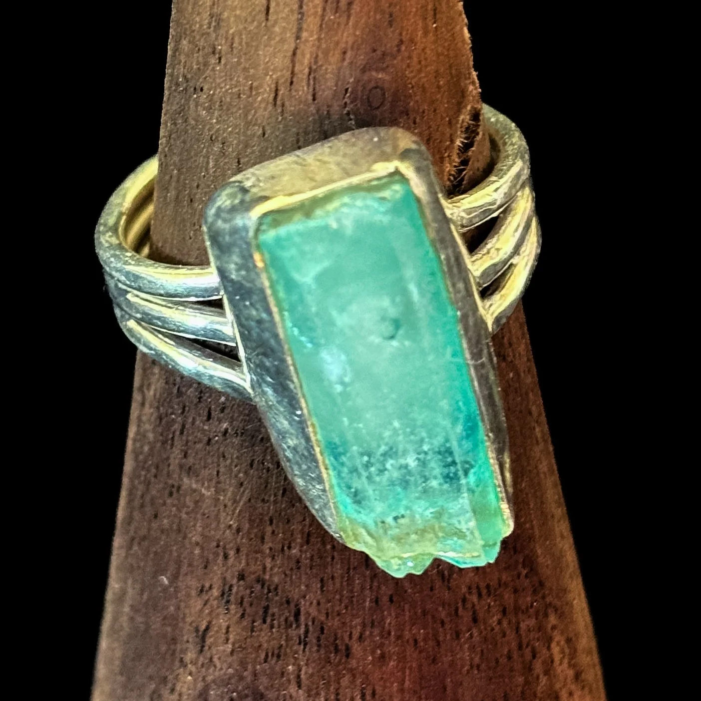 Aqua Aura Ring