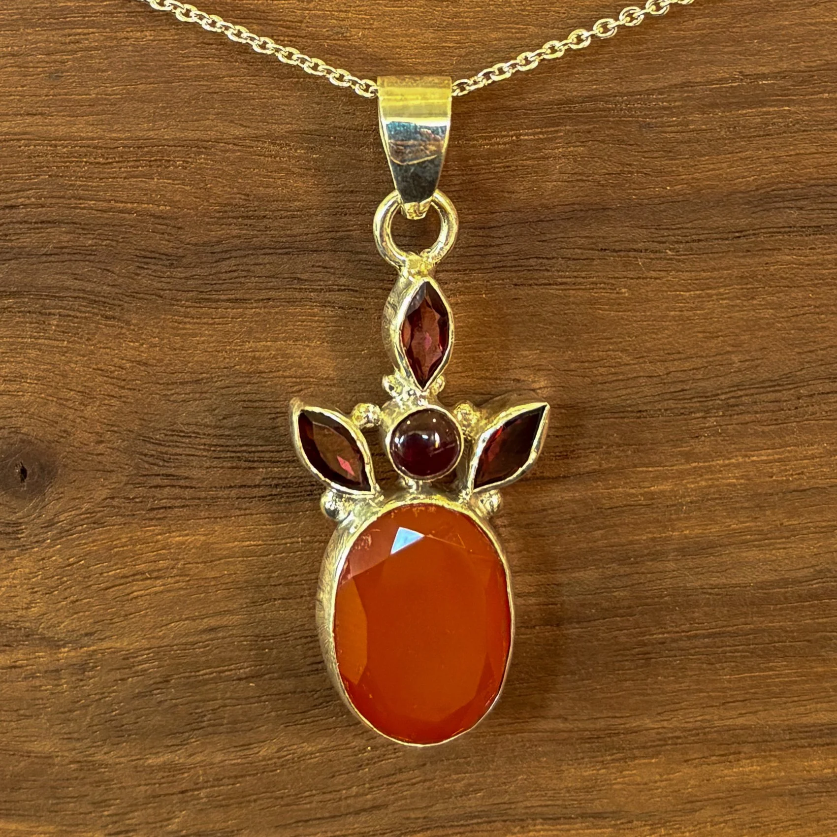 Carnelian & Garnet (Pendant)
