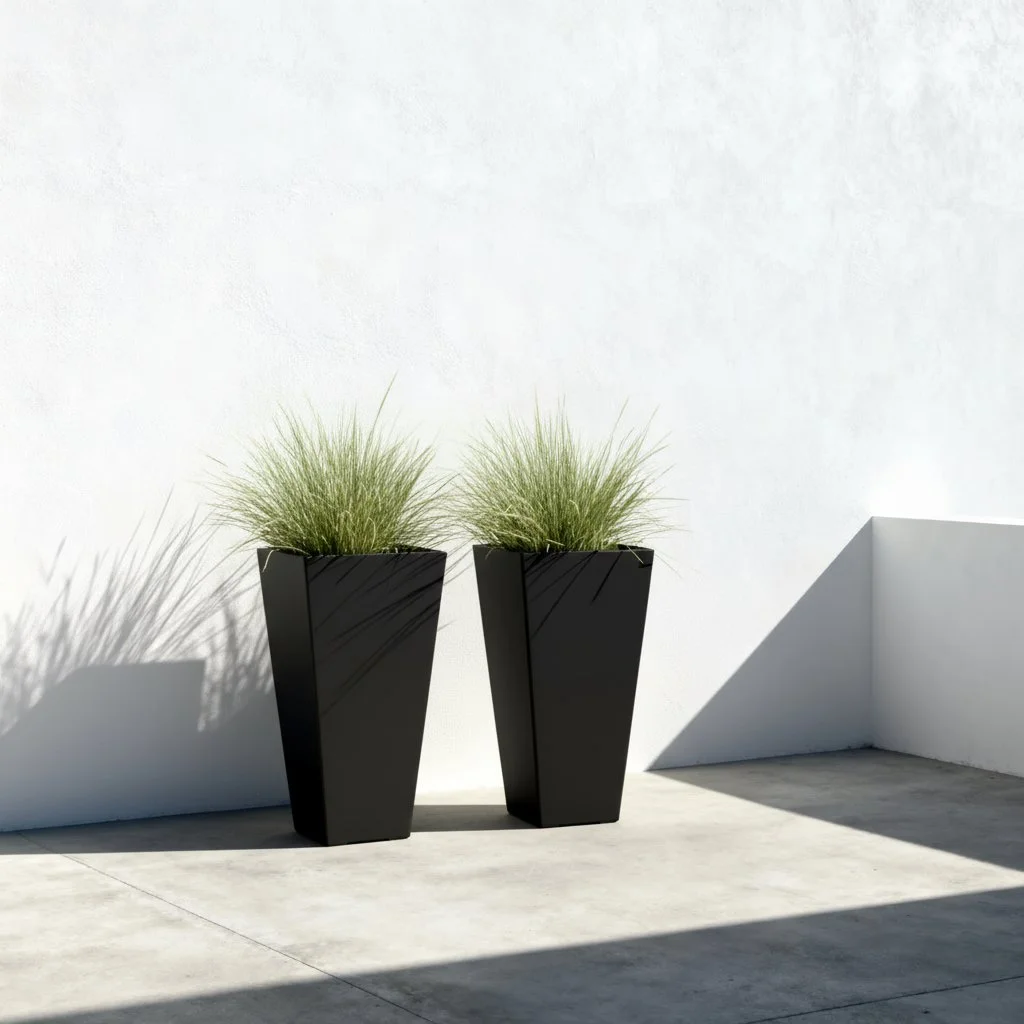 Noa – Maceta alta de plástico premium