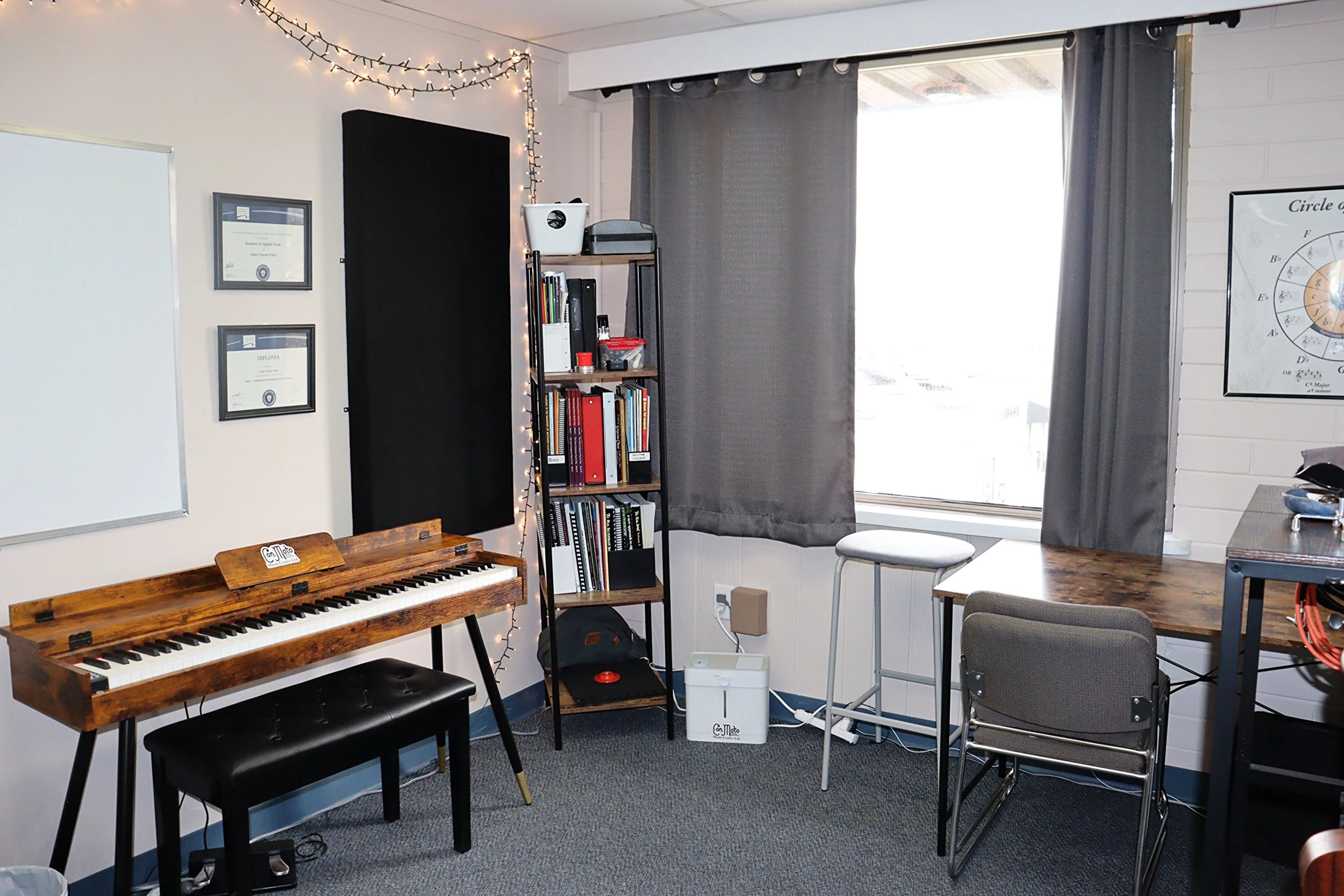 Con Moto Lesson Room 3  (very bright).JPG