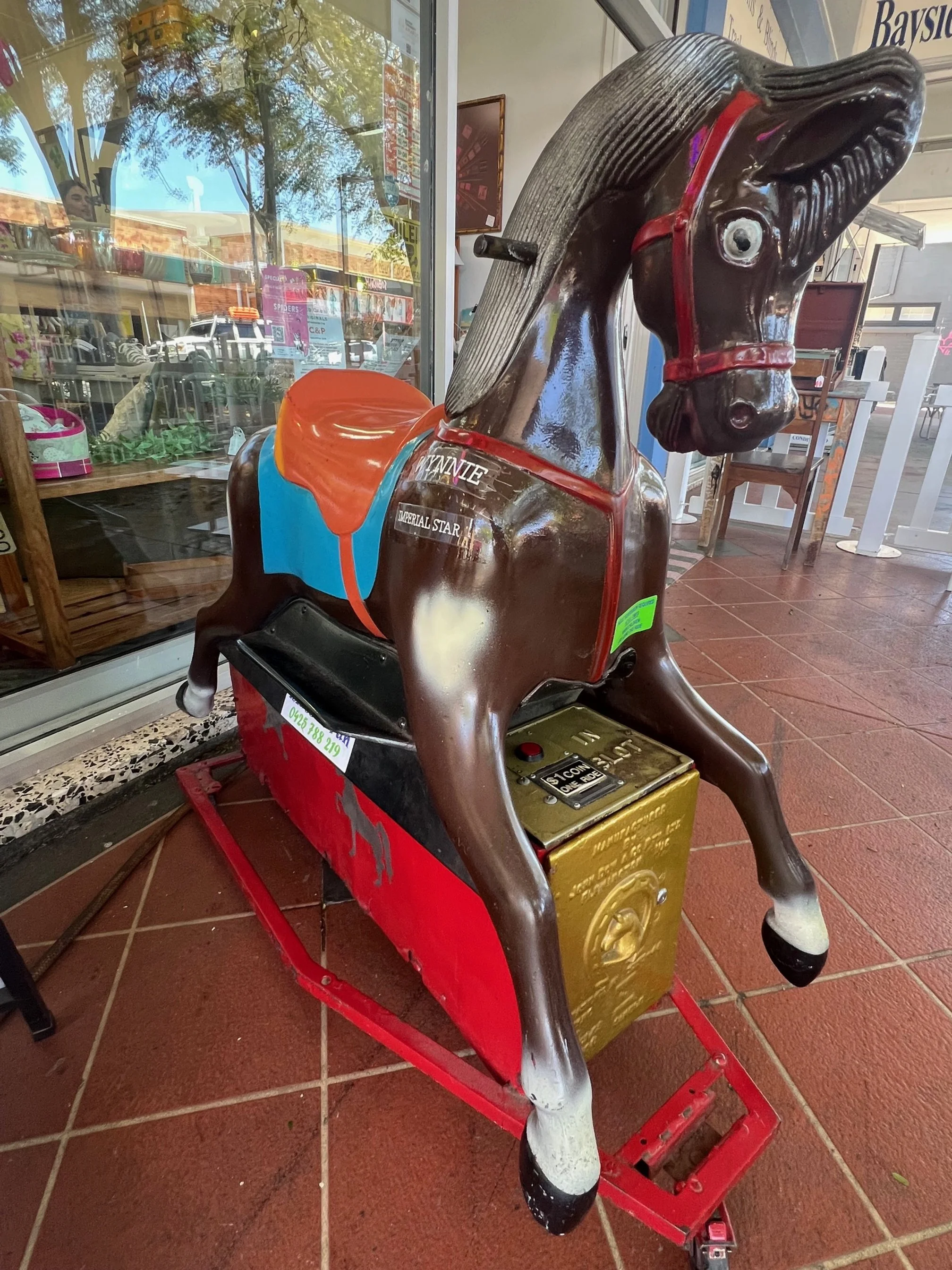 Wynnum antiques 1 .jpg