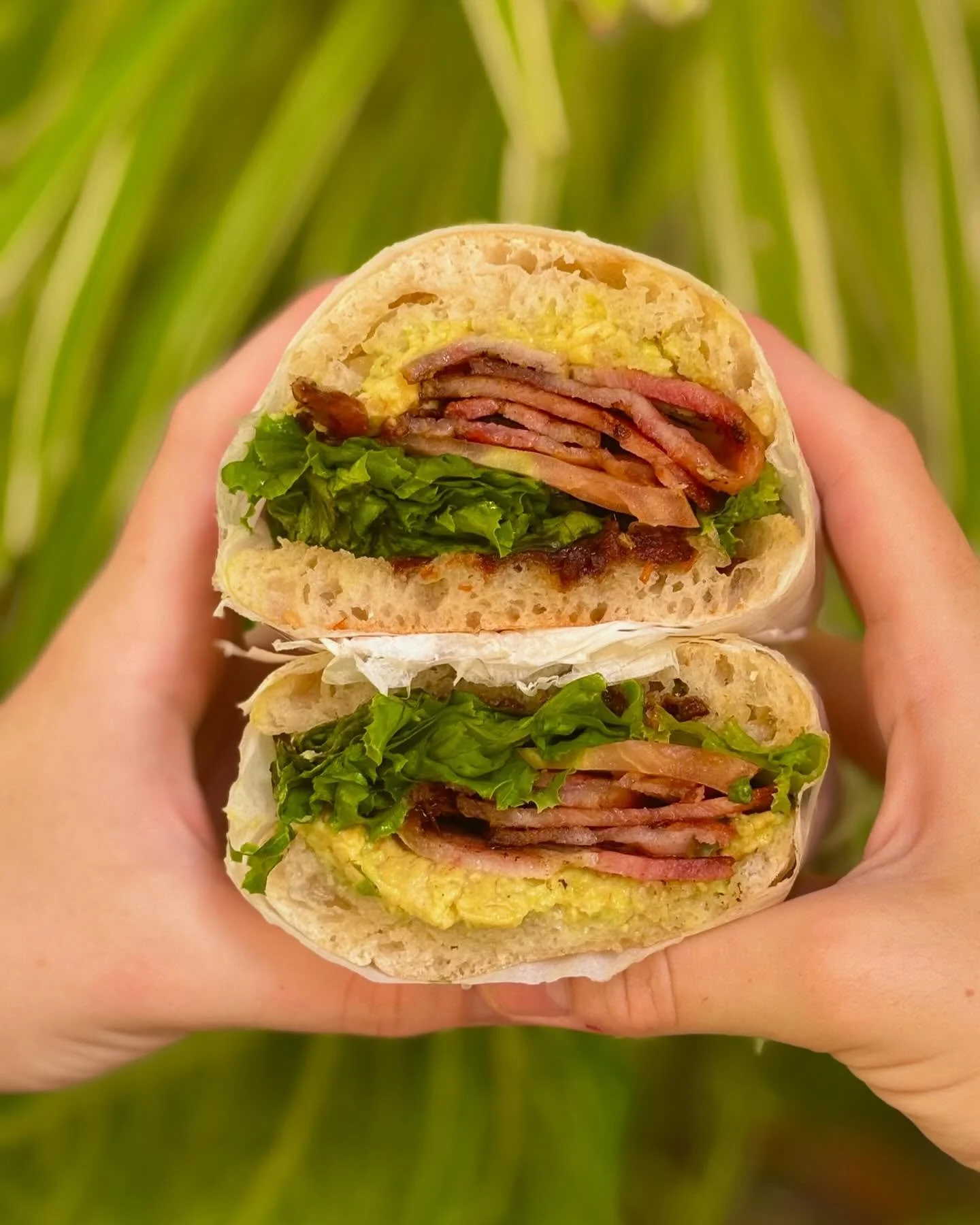 From breakfast to dessert: Irresistible bacon dishes to make your mouth water 